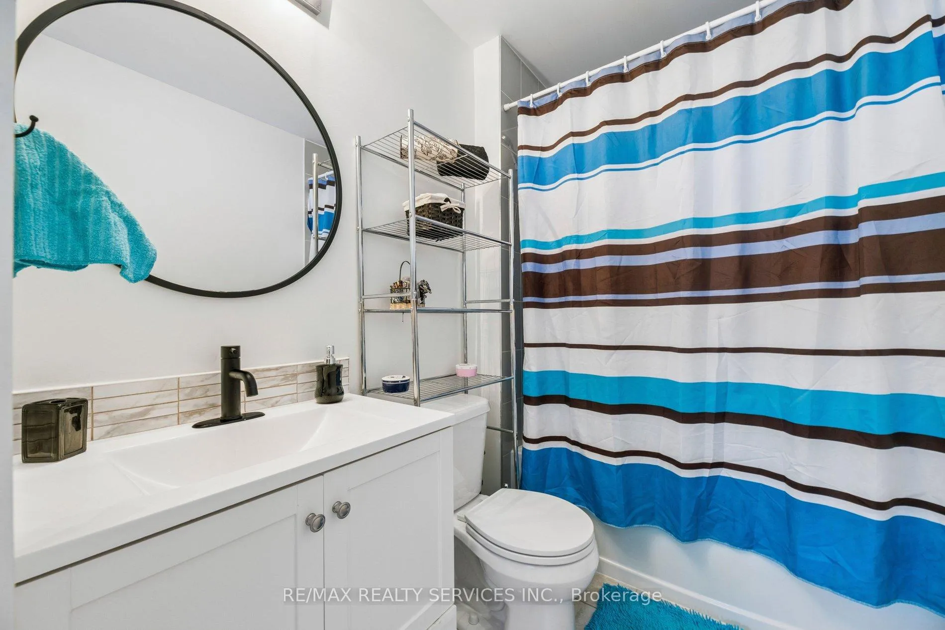 Photo 16 of 2564 Ladyfern Crossing, Pickering, Duffin Heights — HOMEH