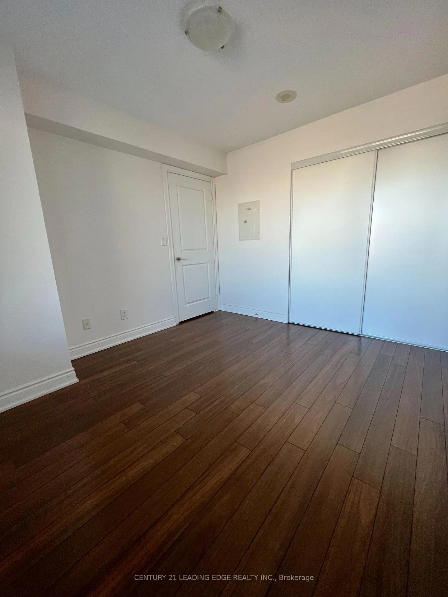 Photo 7 of Unit 818, 273 South Park Road, Markham, Commerce Valley — HOMEH