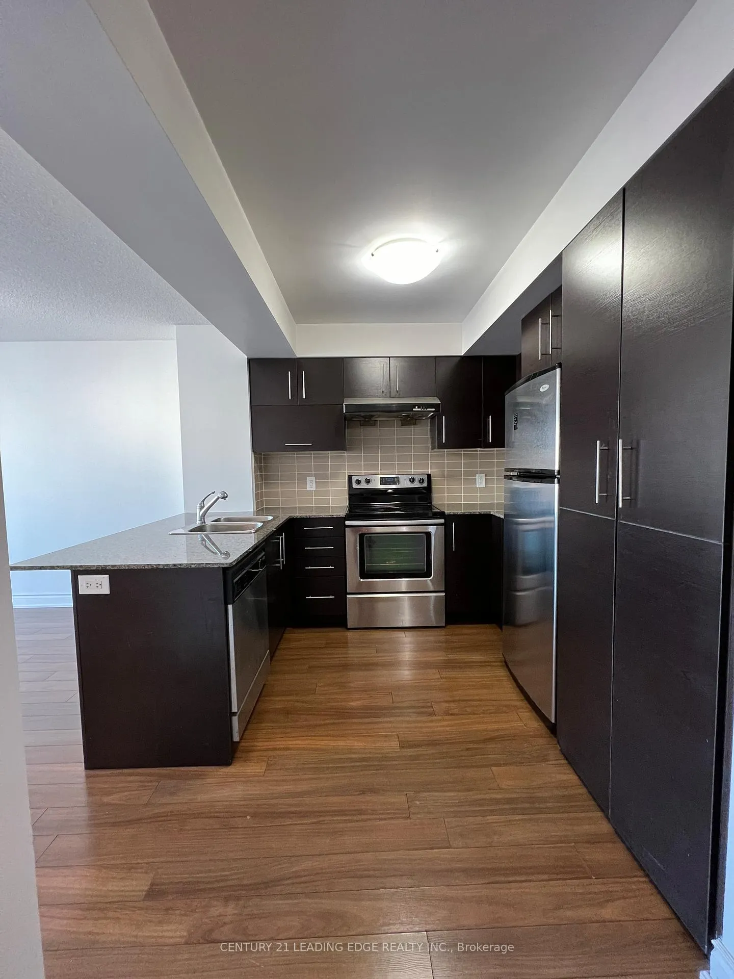 Photo 8 of Unit 818, 273 South Park Road, Markham, Commerce Valley — HOMEH