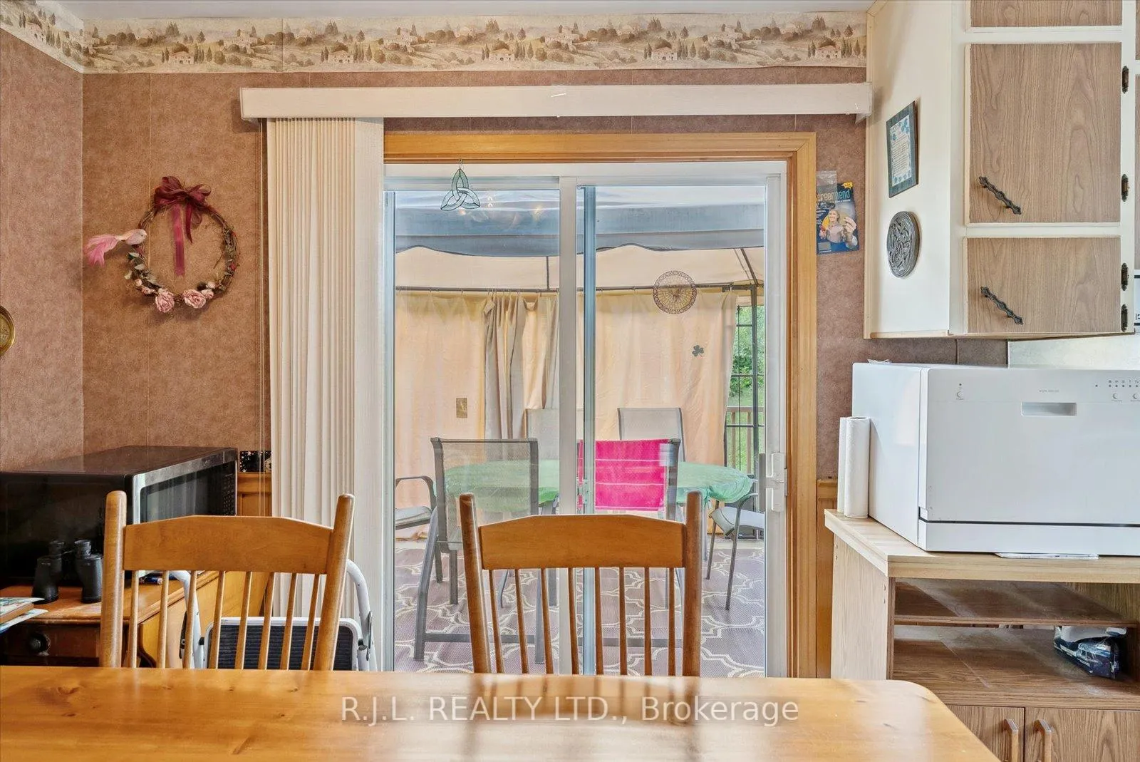 Photo 23 of 83 Greenhill Drive, Peterborough, Otonabee Ward 1 — HOMEH