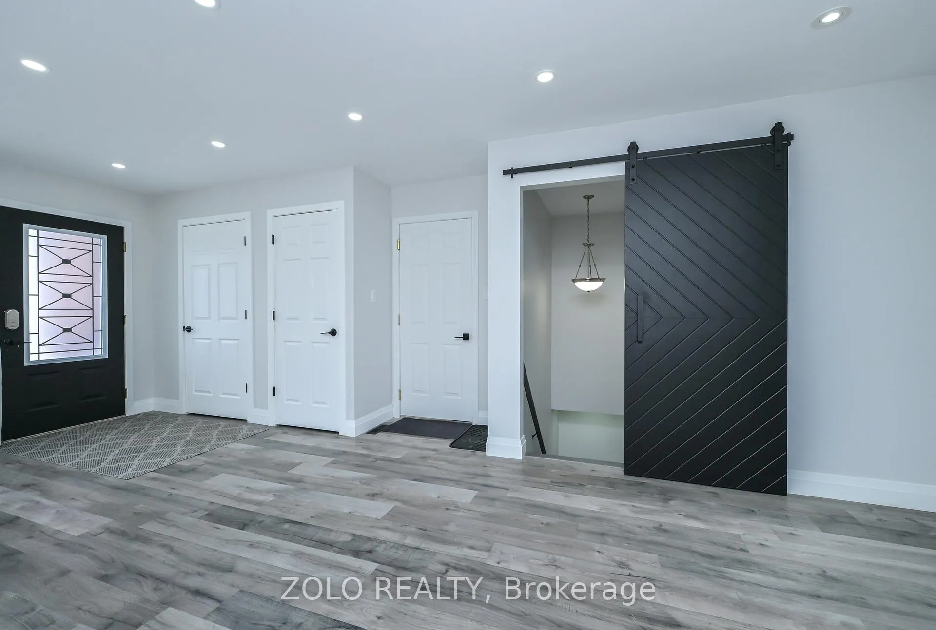 Photo 15 of 10 St. Bruno's Circle, Barrie, Ardagh — HOMEH