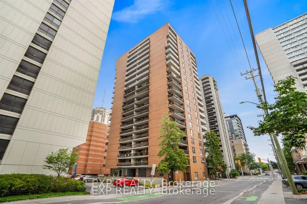 Photo 3 of Unit 204, 475 Laurier Avenue W, Ottawa, Ottawa Centre — HOMEH