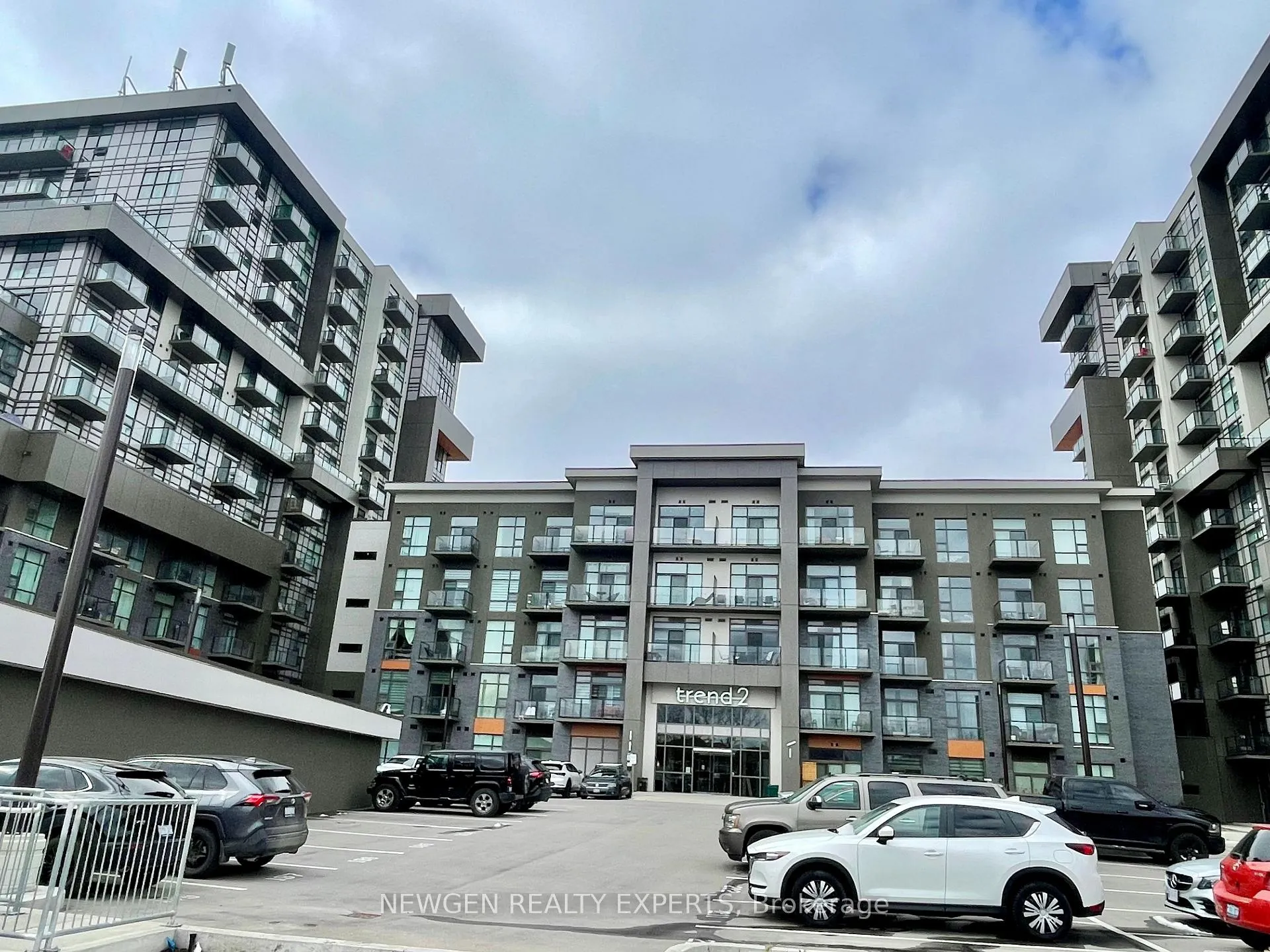 Photo 1 of Unit 220, 460 Dundas Street E, Hamilton, Waterdown — HOMEH