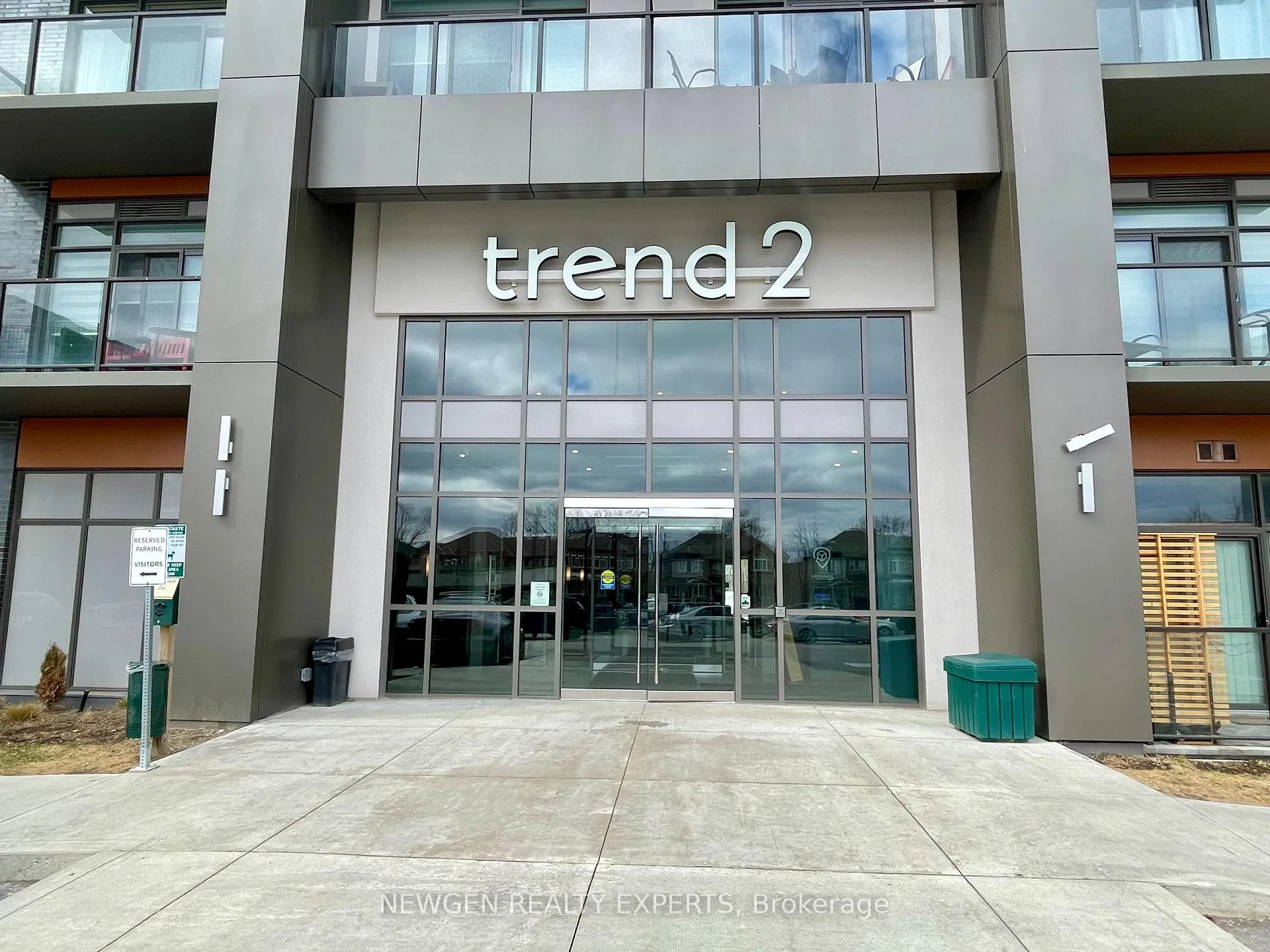 Photo 3 of Unit 220, 460 Dundas Street E, Hamilton, Waterdown — HOMEH