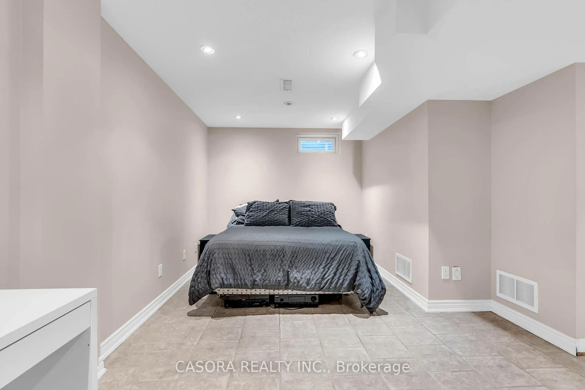 Photo 41 of Unit 45, 1085 Harrogate Drive, Hamilton, Meadowlands — HOMEH