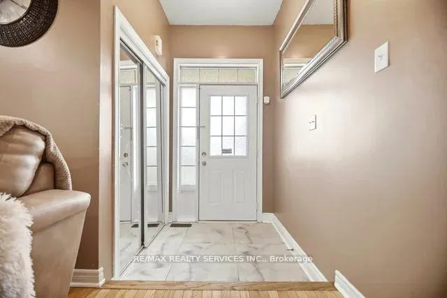 Photo 5 of 104 Begonia Crescent, Brampton, Northwest Sandalwood Parkway — HOMEH