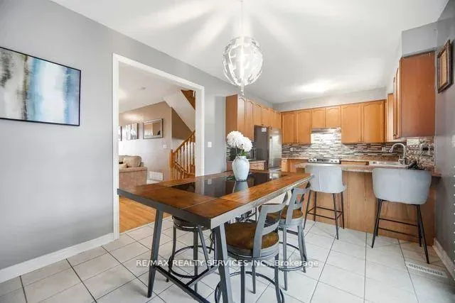 Photo 10 of 104 Begonia Crescent, Brampton, Northwest Sandalwood Parkway — HOMEH