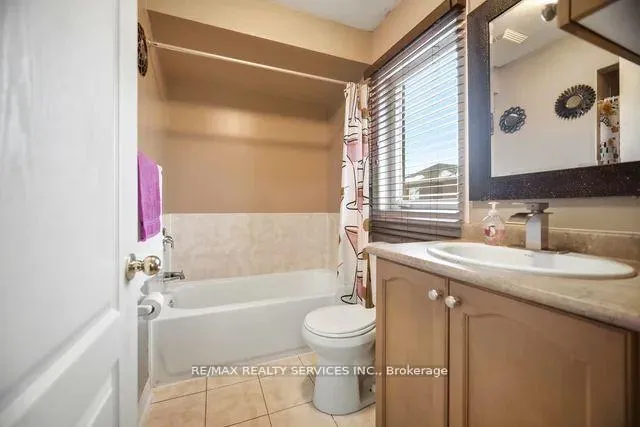 Photo 21 of 104 Begonia Crescent, Brampton, Northwest Sandalwood Parkway — HOMEH