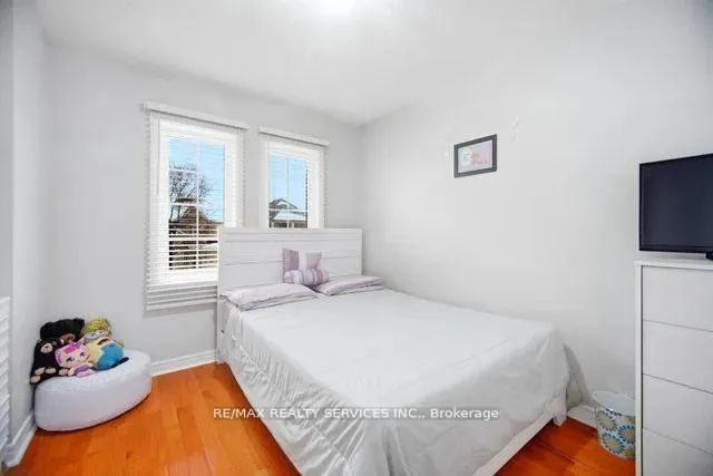 Photo 25 of 104 Begonia Crescent, Brampton, Northwest Sandalwood Parkway — HOMEH