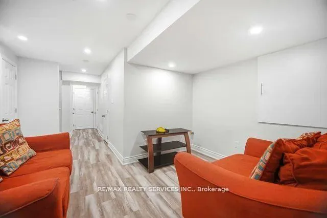 Photo 30 of 104 Begonia Crescent, Brampton, Northwest Sandalwood Parkway — HOMEH