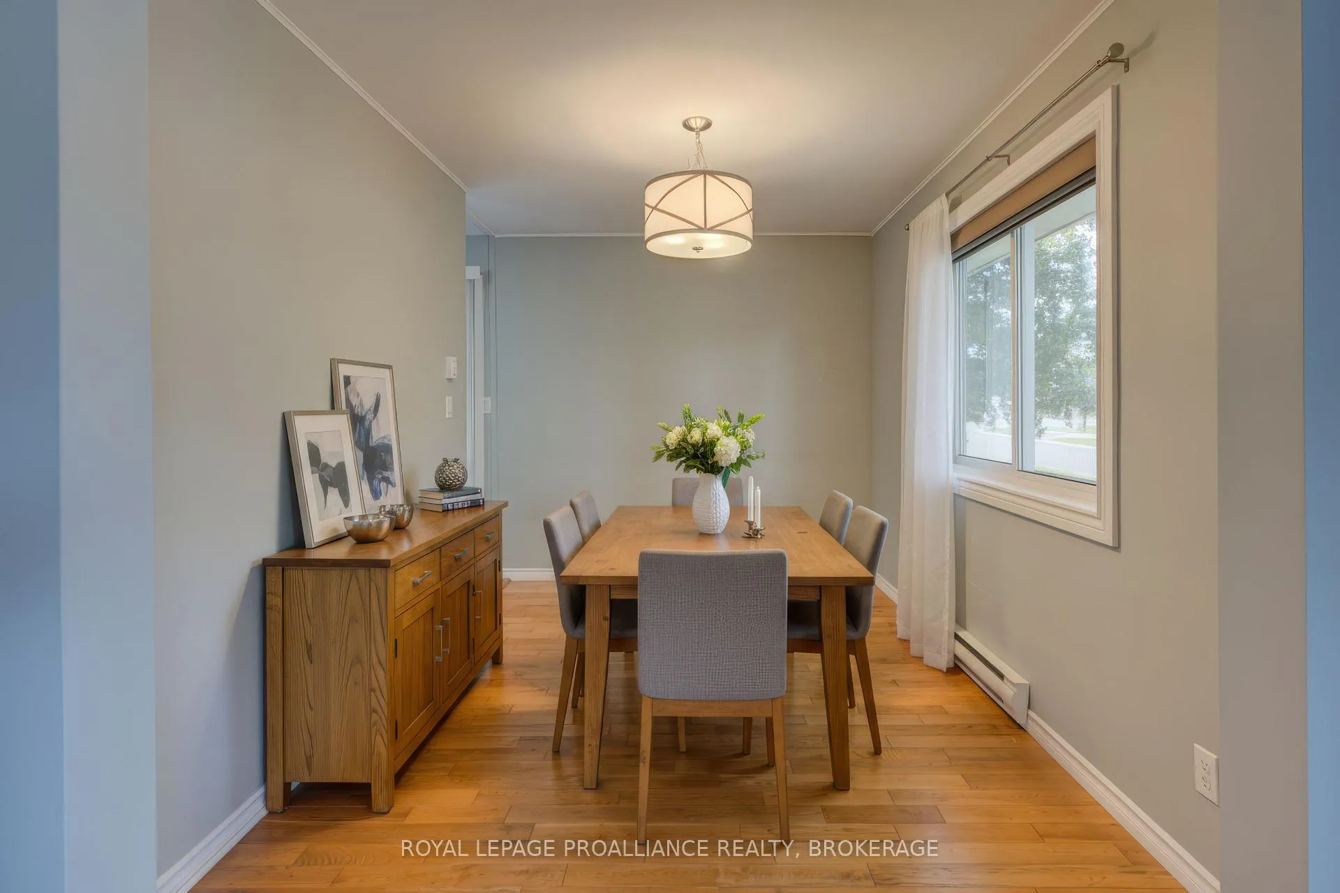 Photo 7 of 114 Drennan Street, Kingston, Rideau — HOMEH
