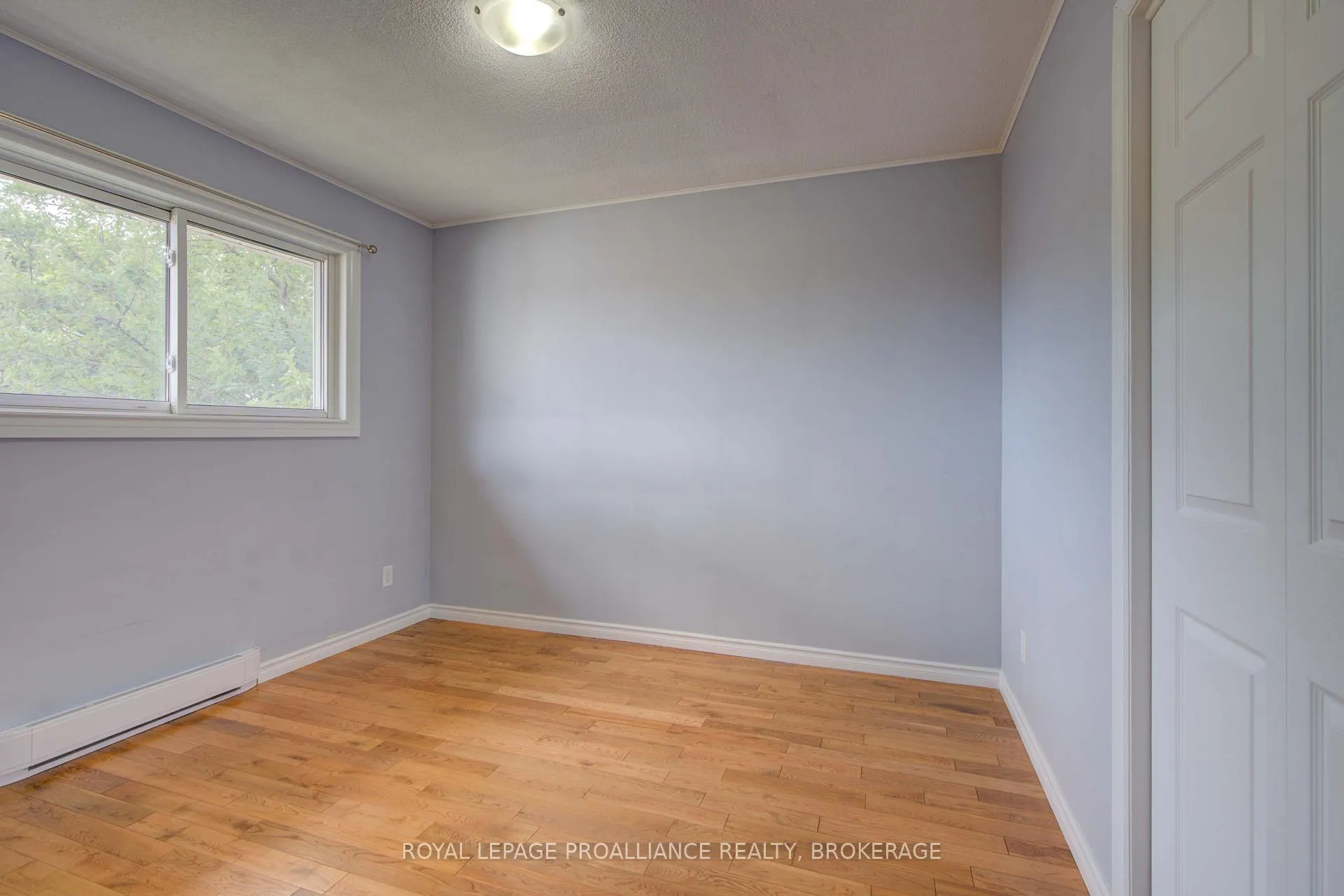 Photo 24 of 114 Drennan Street, Kingston, Rideau — HOMEH