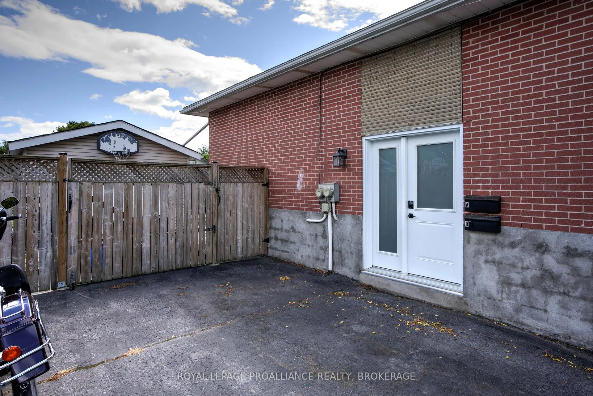 Photo 36 of 114 Drennan Street, Kingston, Rideau — HOMEH