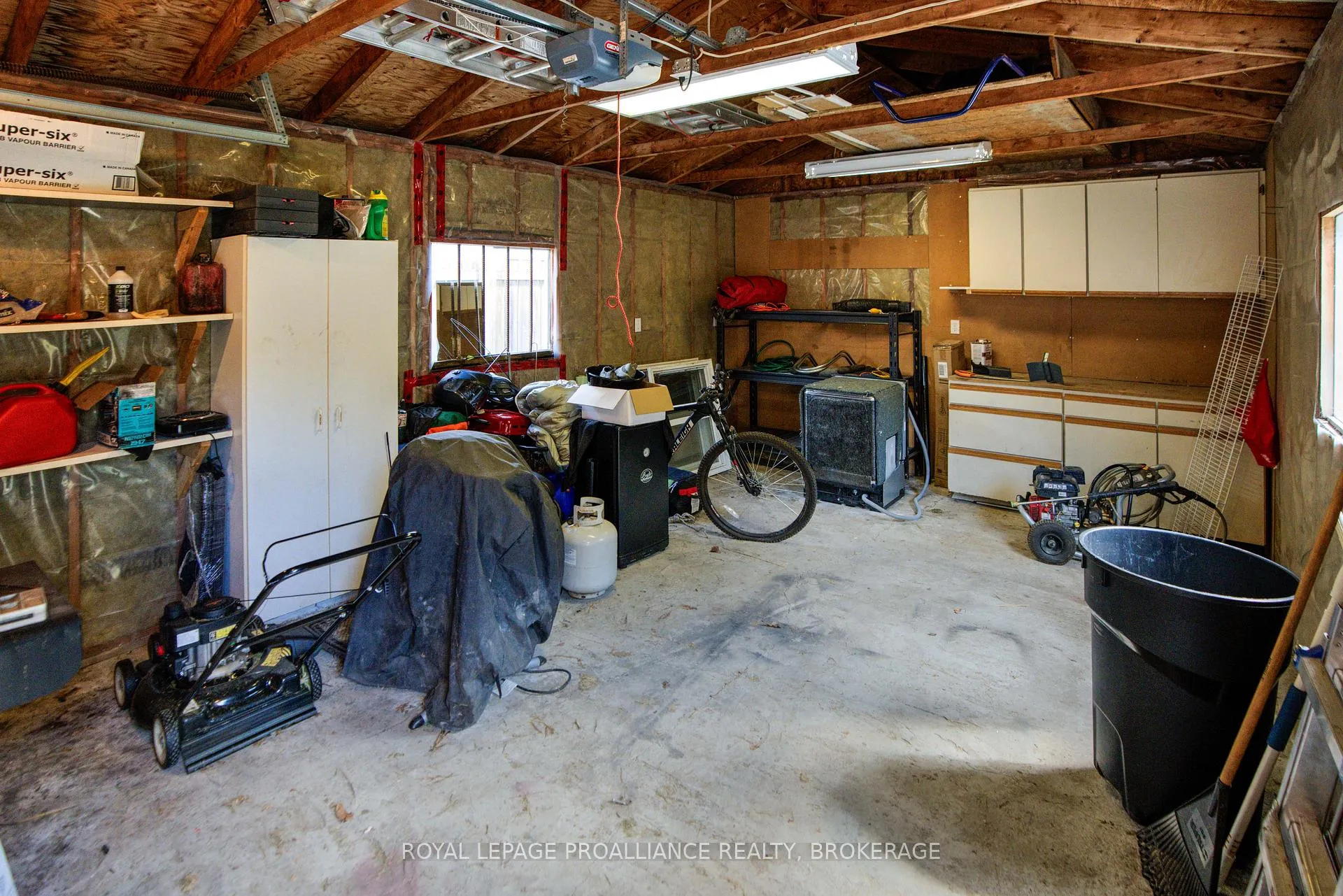 Photo 38 of 114 Drennan Street, Kingston, Rideau — HOMEH