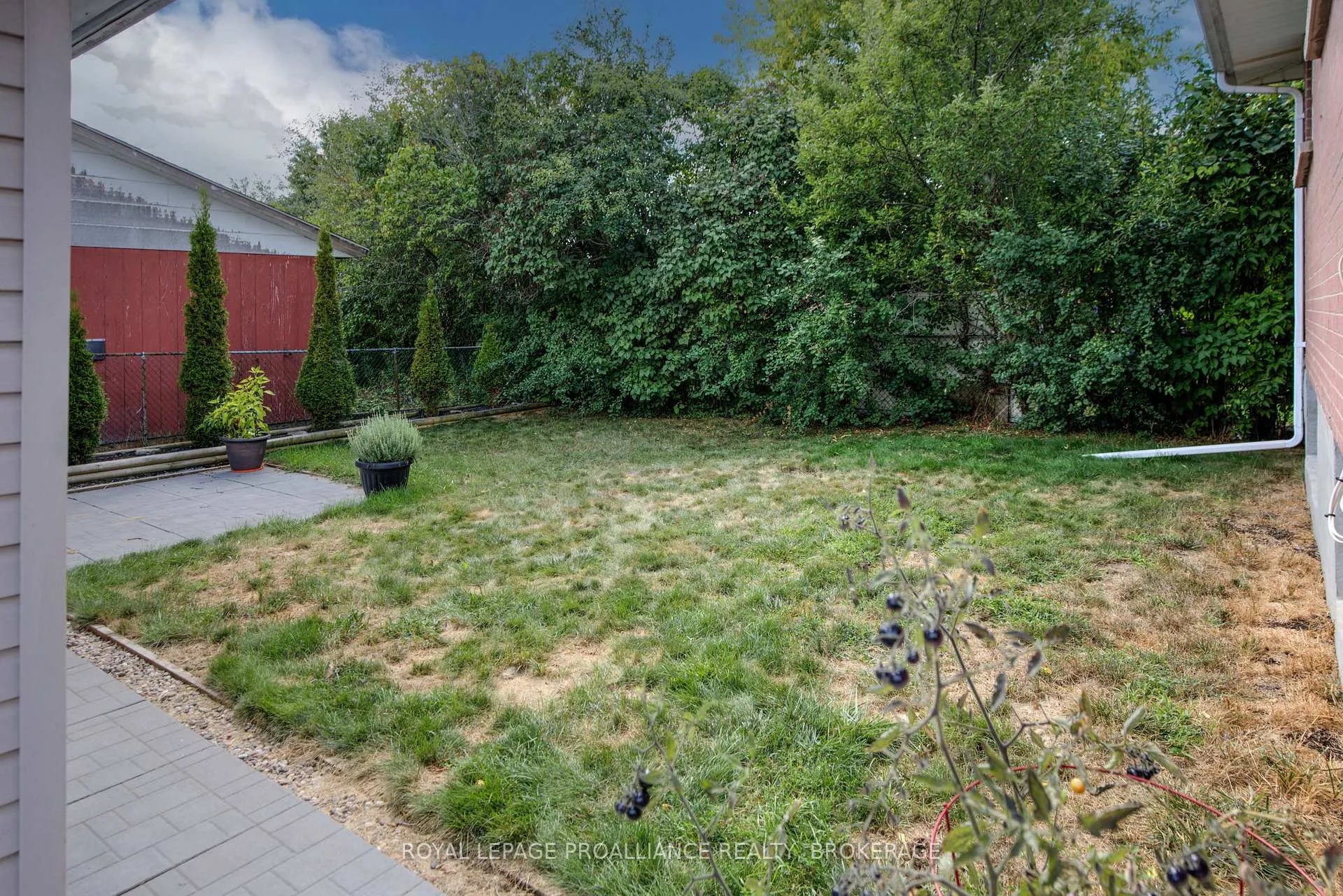 Photo 41 of 114 Drennan Street, Kingston, Rideau — HOMEH