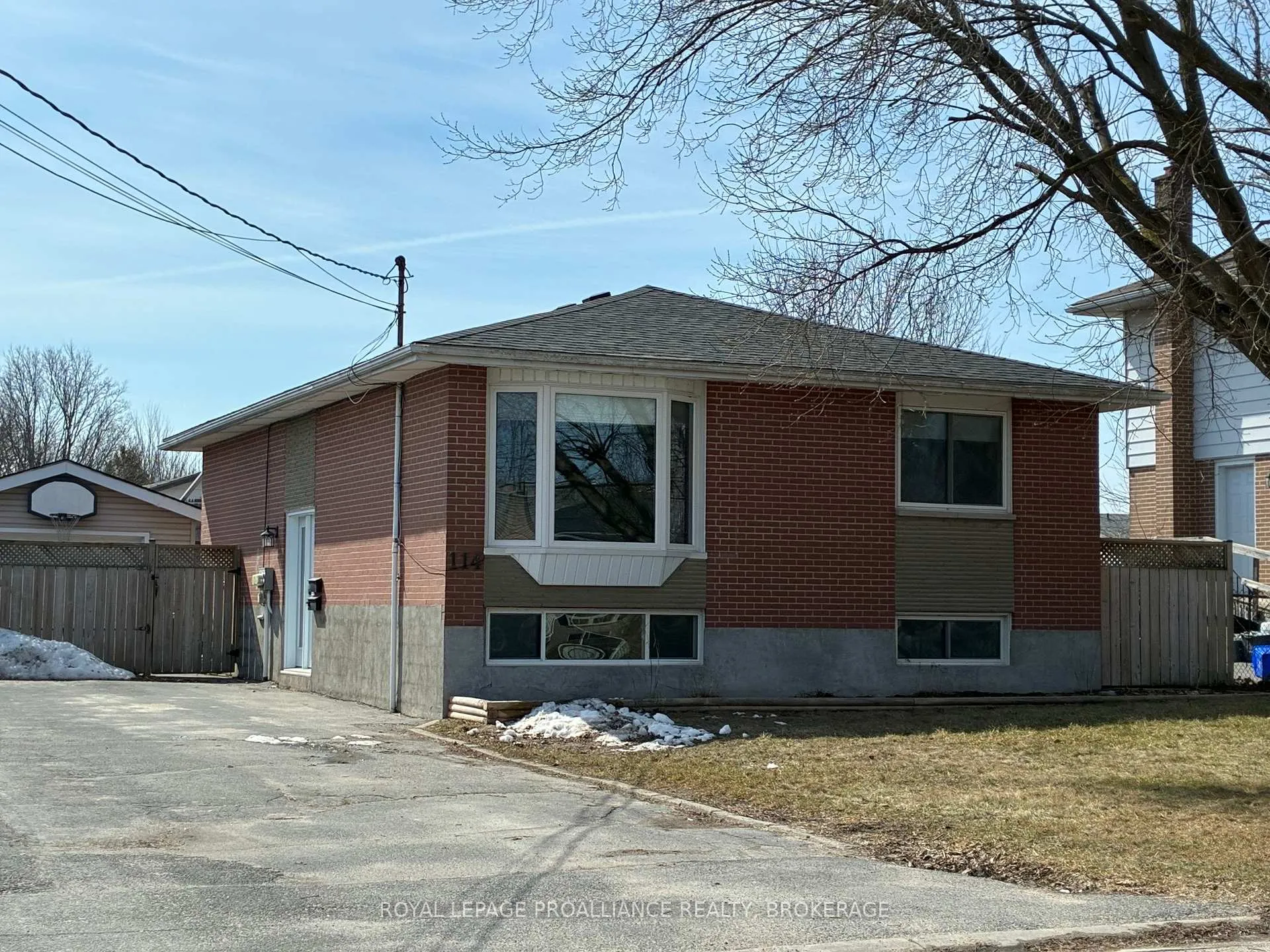 Photo 1 of 114 Drennan Street, Kingston, Rideau — HOMEH