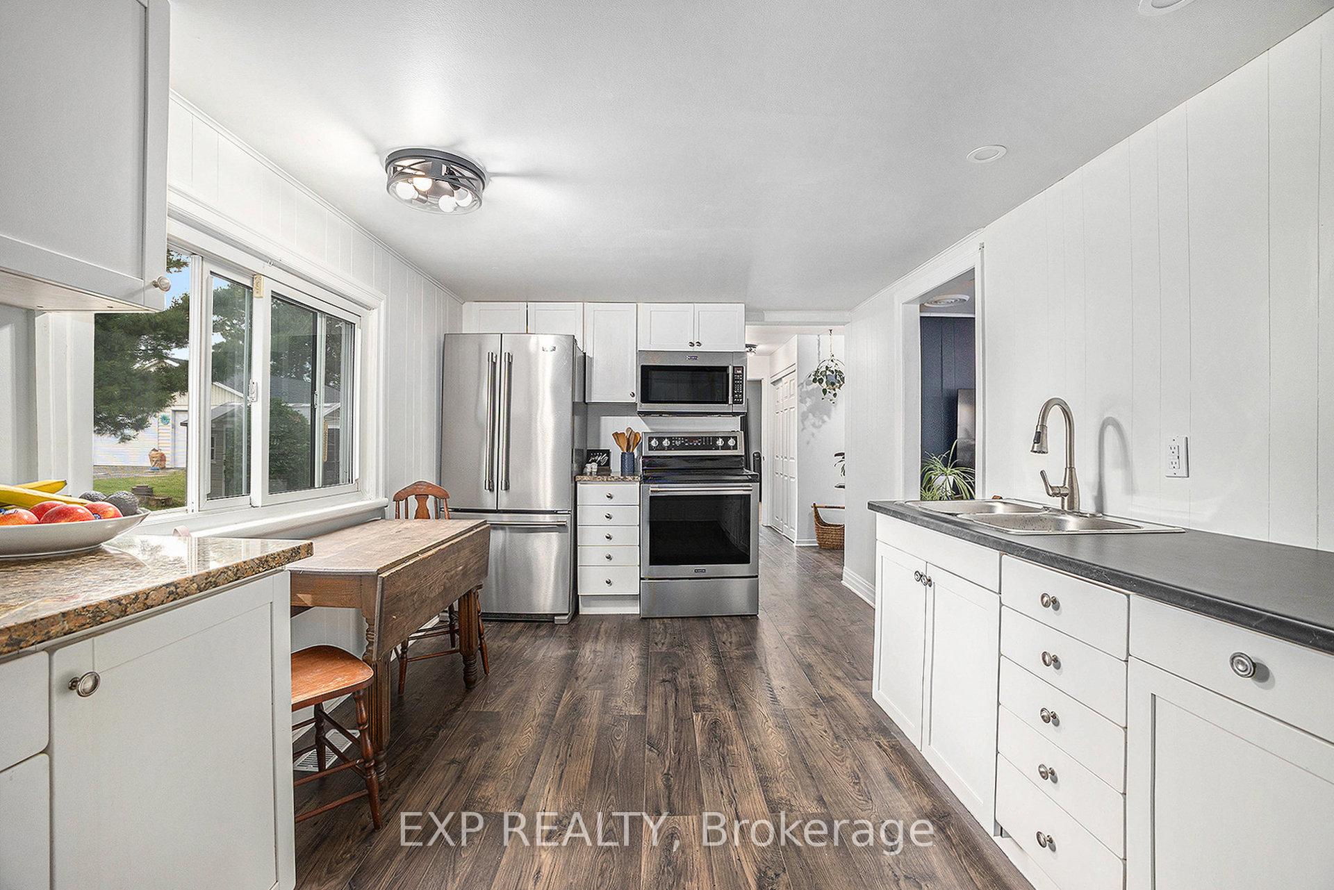 Photo 4 of 85 Moore Street, McNab/Braeside, Mcnab/Braeside Twps — HOMEH