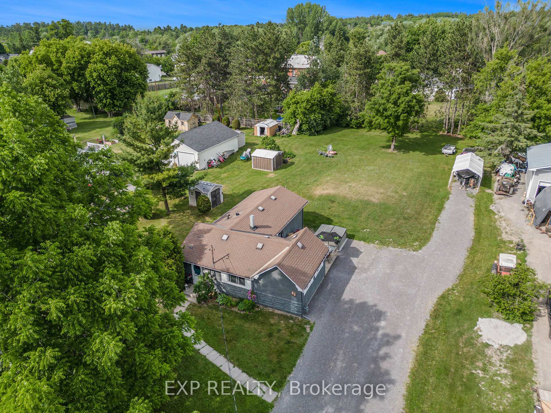 Photo 24 of 85 Moore Street, McNab/Braeside, Mcnab/Braeside Twps — HOMEH