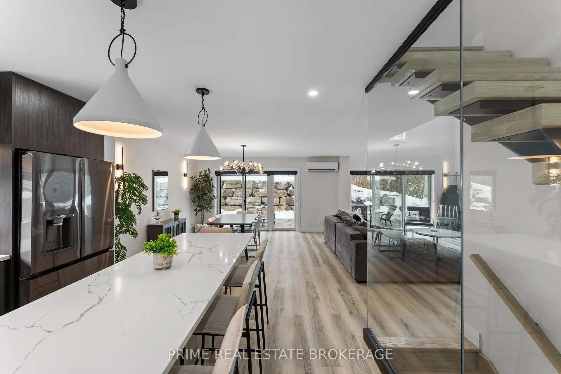Photo 7 of 35 Walker Street, Lambton Shores, Grand Bend — HOMEH