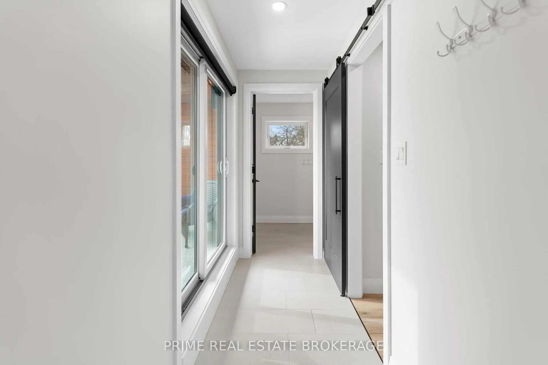 Photo 21 of 35 Walker Street, Lambton Shores, Grand Bend — HOMEH