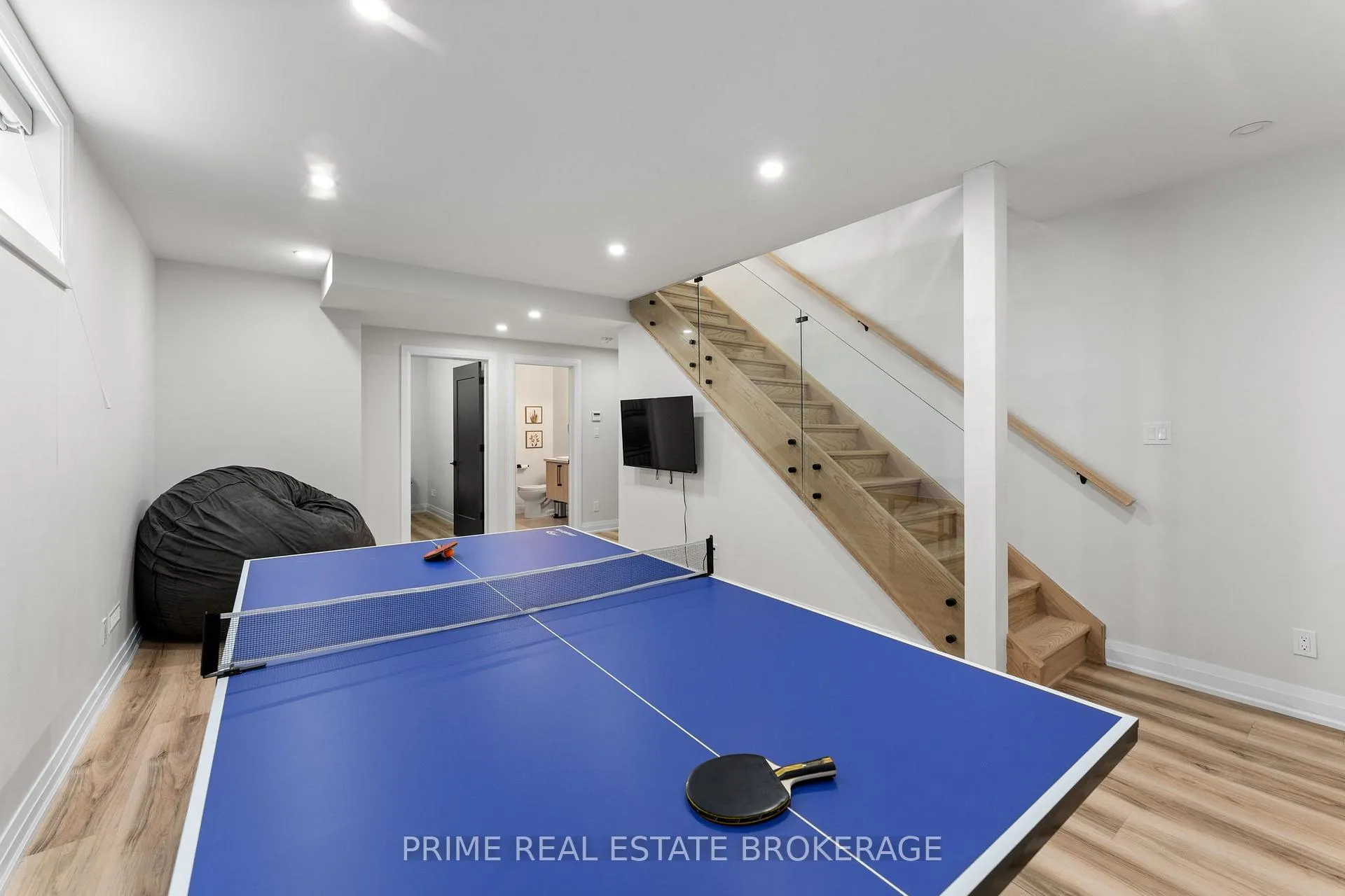 Photo 41 of 35 Walker Street, Lambton Shores, Grand Bend — HOMEH