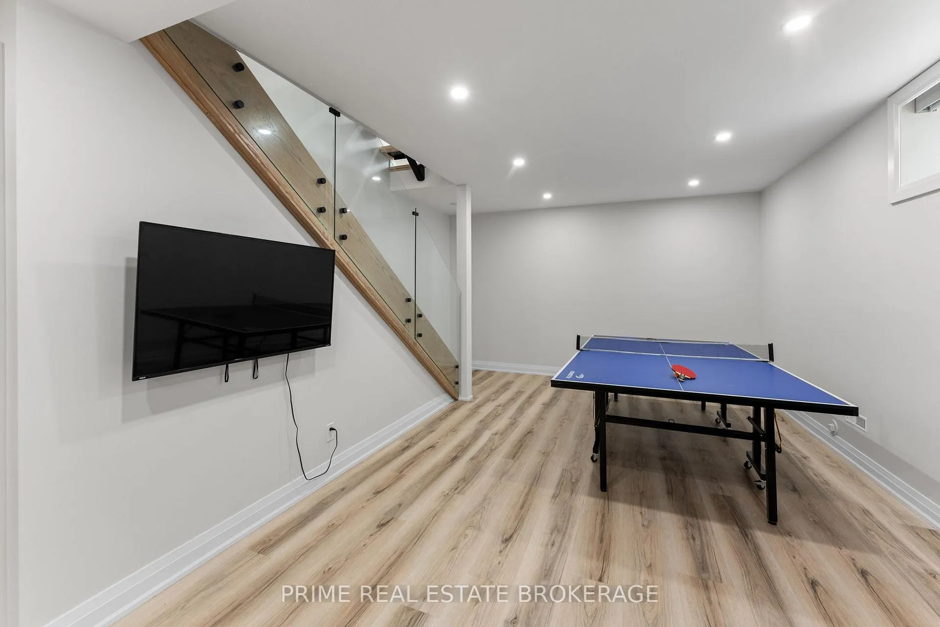 Photo 42 of 35 Walker Street, Lambton Shores, Grand Bend — HOMEH