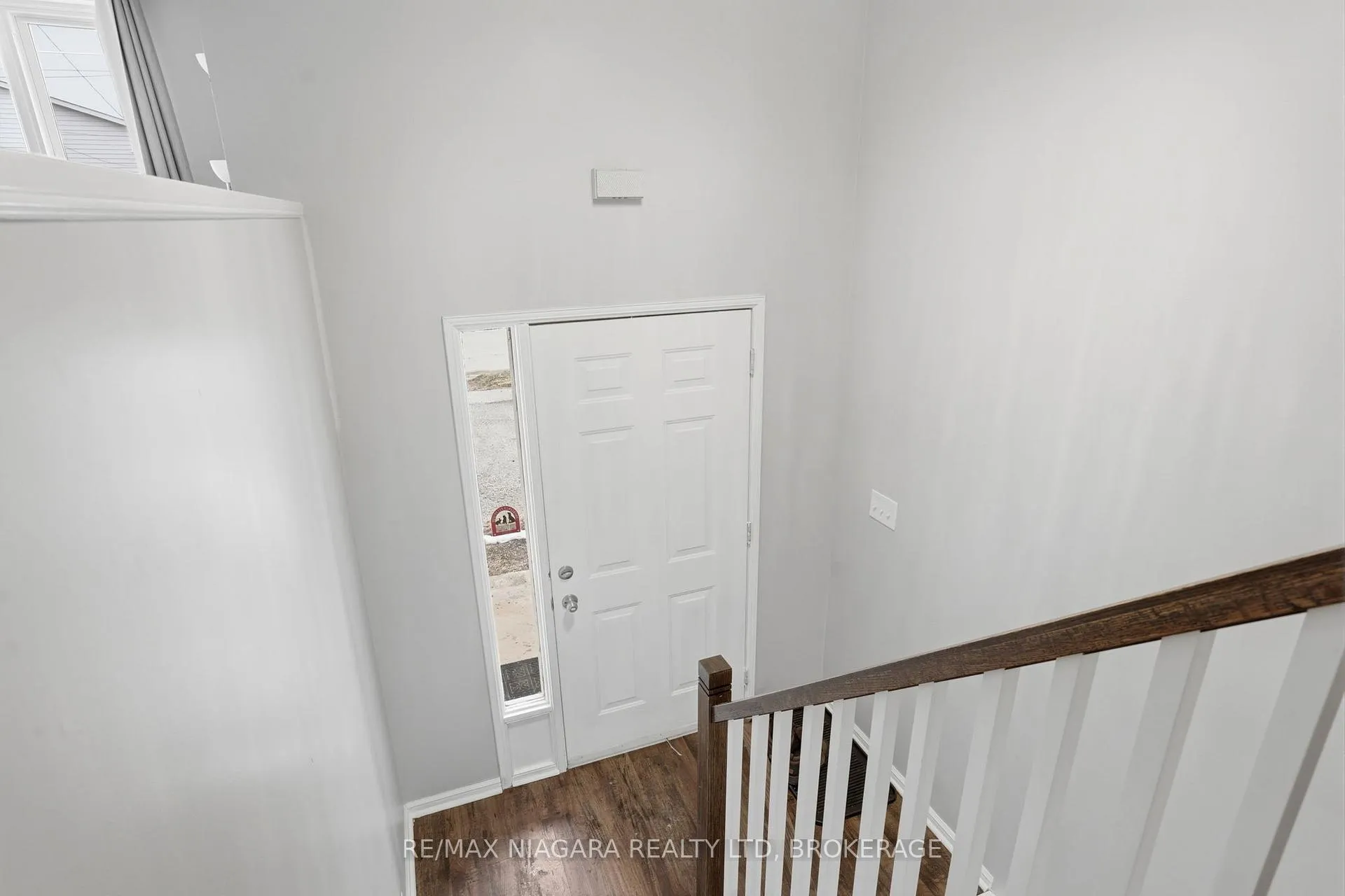 Photo 5 of 64 Page Street, St. Catharines, E. Chester — HOMEH