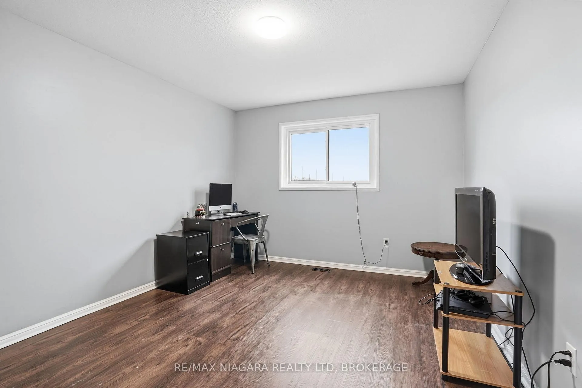 Photo 15 of 64 Page Street, St. Catharines, E. Chester — HOMEH