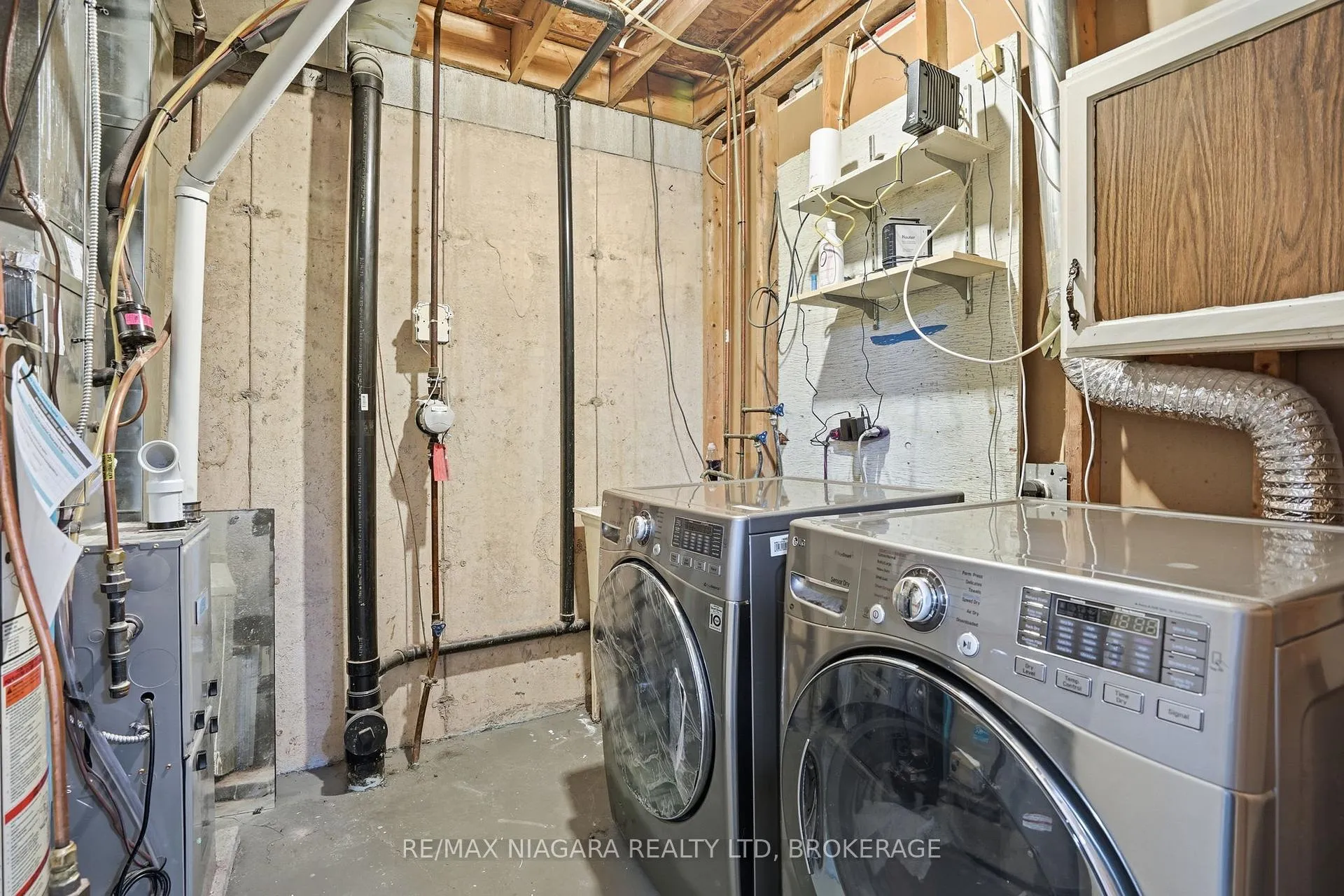 Photo 28 of 64 Page Street, St. Catharines, E. Chester — HOMEH