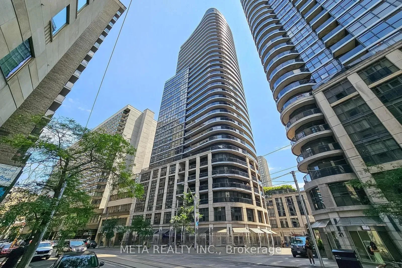 Front of Unit 328, 25 Carlton Street