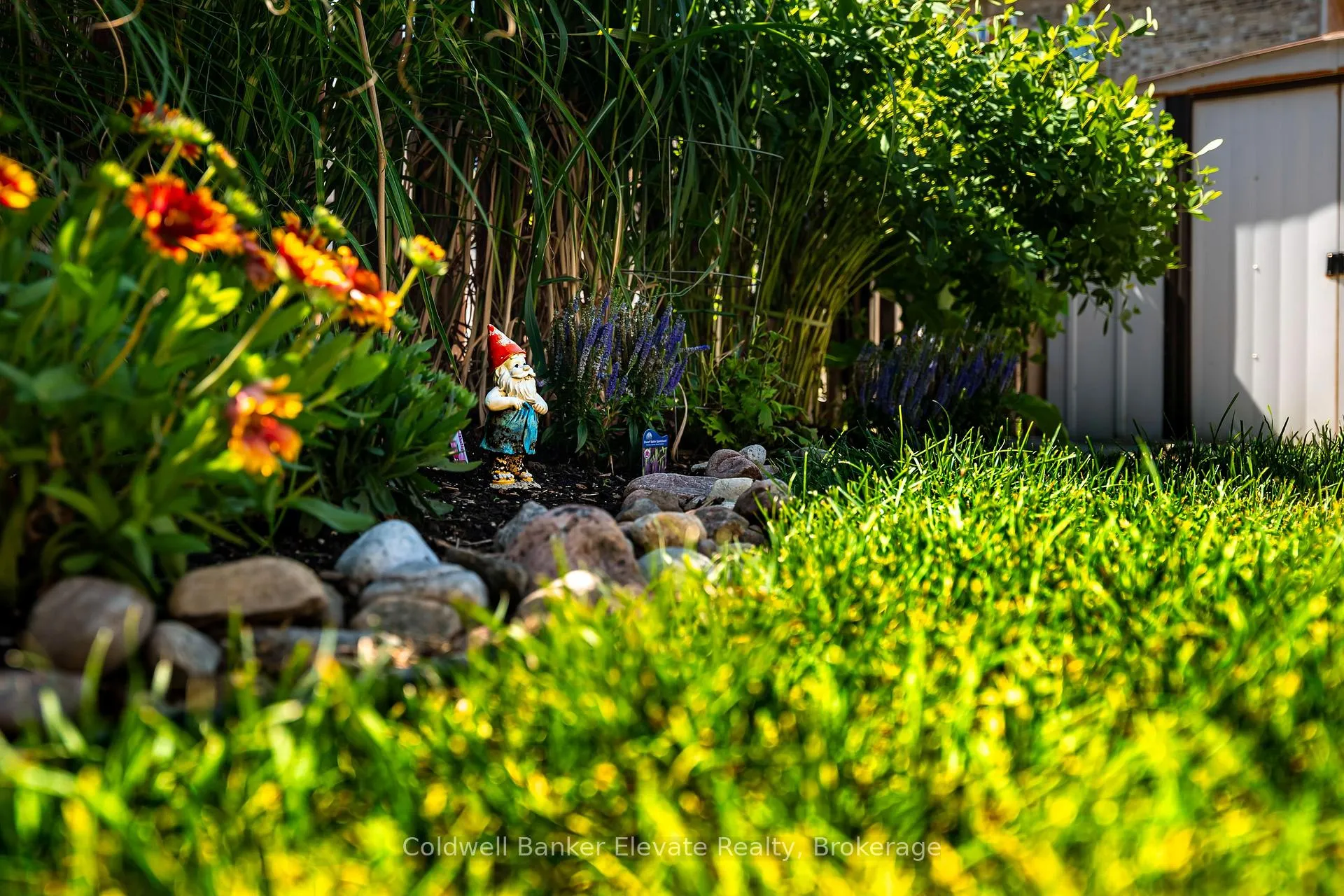 Photo 6 of 91 Snowberry Crescent, Halton Hills, Georgetown — HOMEH