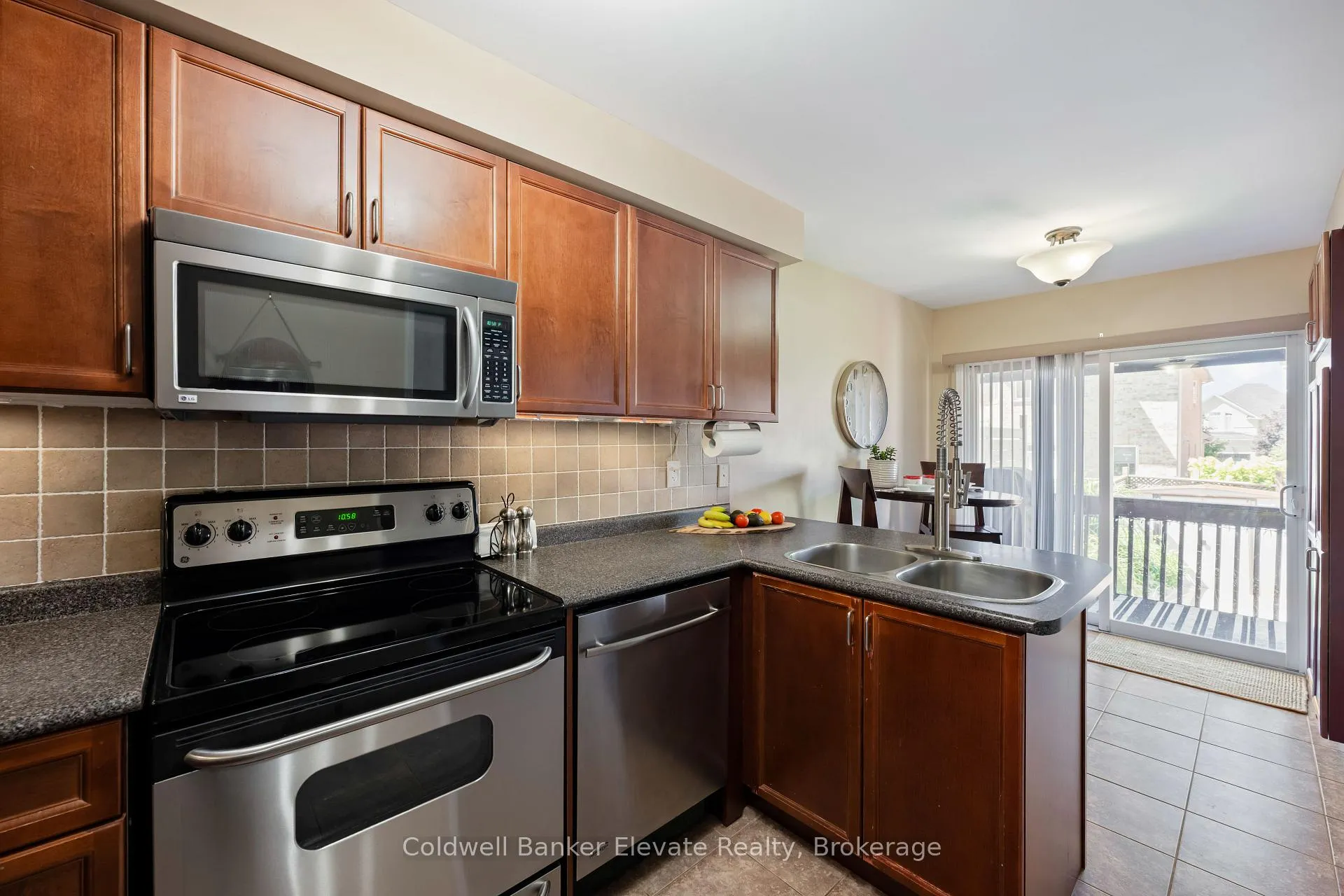 Photo 27 of 91 Snowberry Crescent, Halton Hills, Georgetown — HOMEH