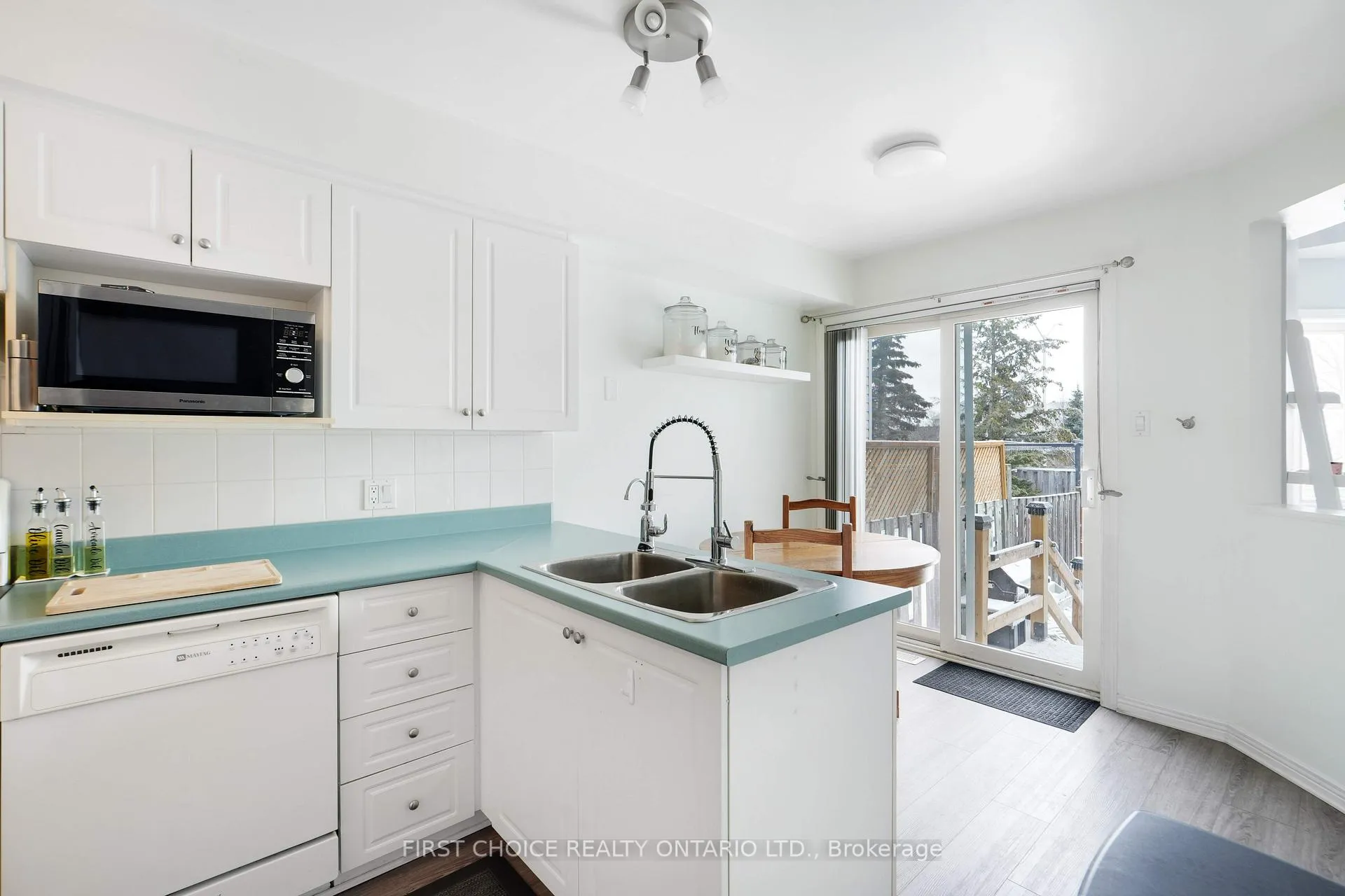 Photo 14 of 1189 Lichen Avenue, Ottawa, Avalon East — HOMEH