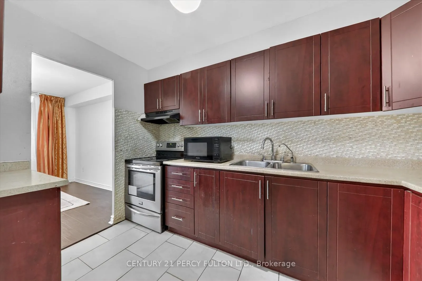Photo 21 of Unit 816, 1 Massey Square, Toronto, Crescent Town — HOMEH