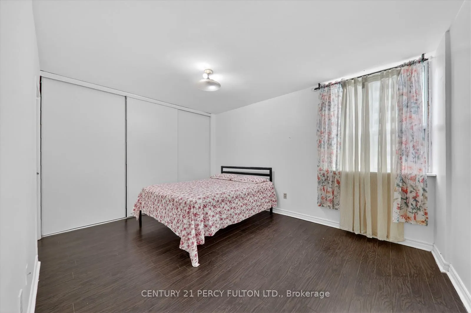 Photo 23 of Unit 816, 1 Massey Square, Toronto, Crescent Town — HOMEH