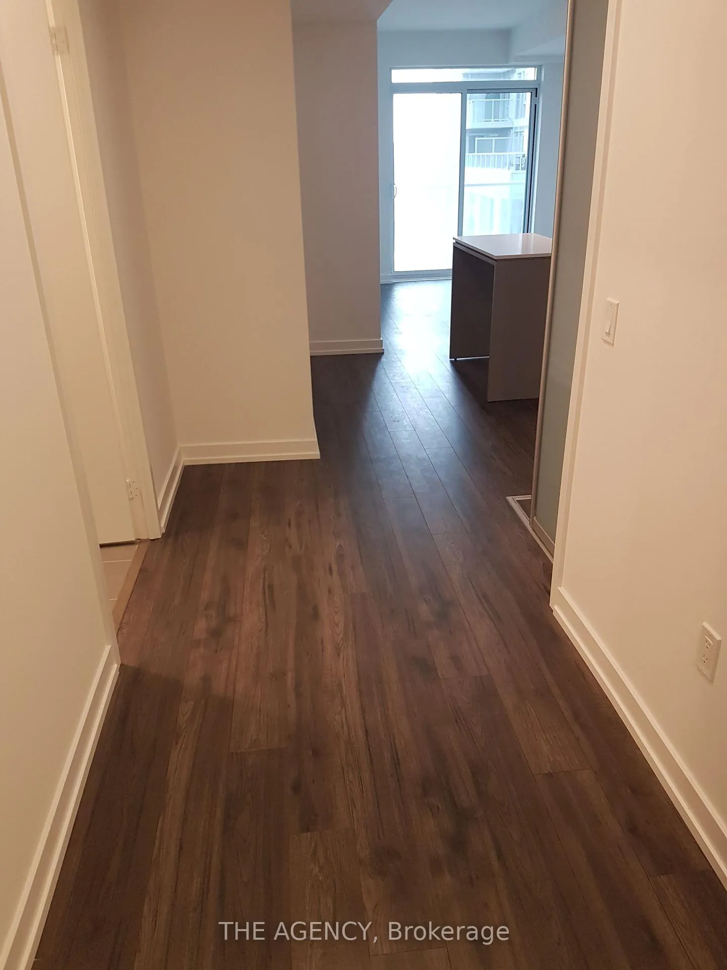 Photo 2 of Unit 721, 33 Helendale Avenue, Toronto, Yonge-Eglinton — HOMEH