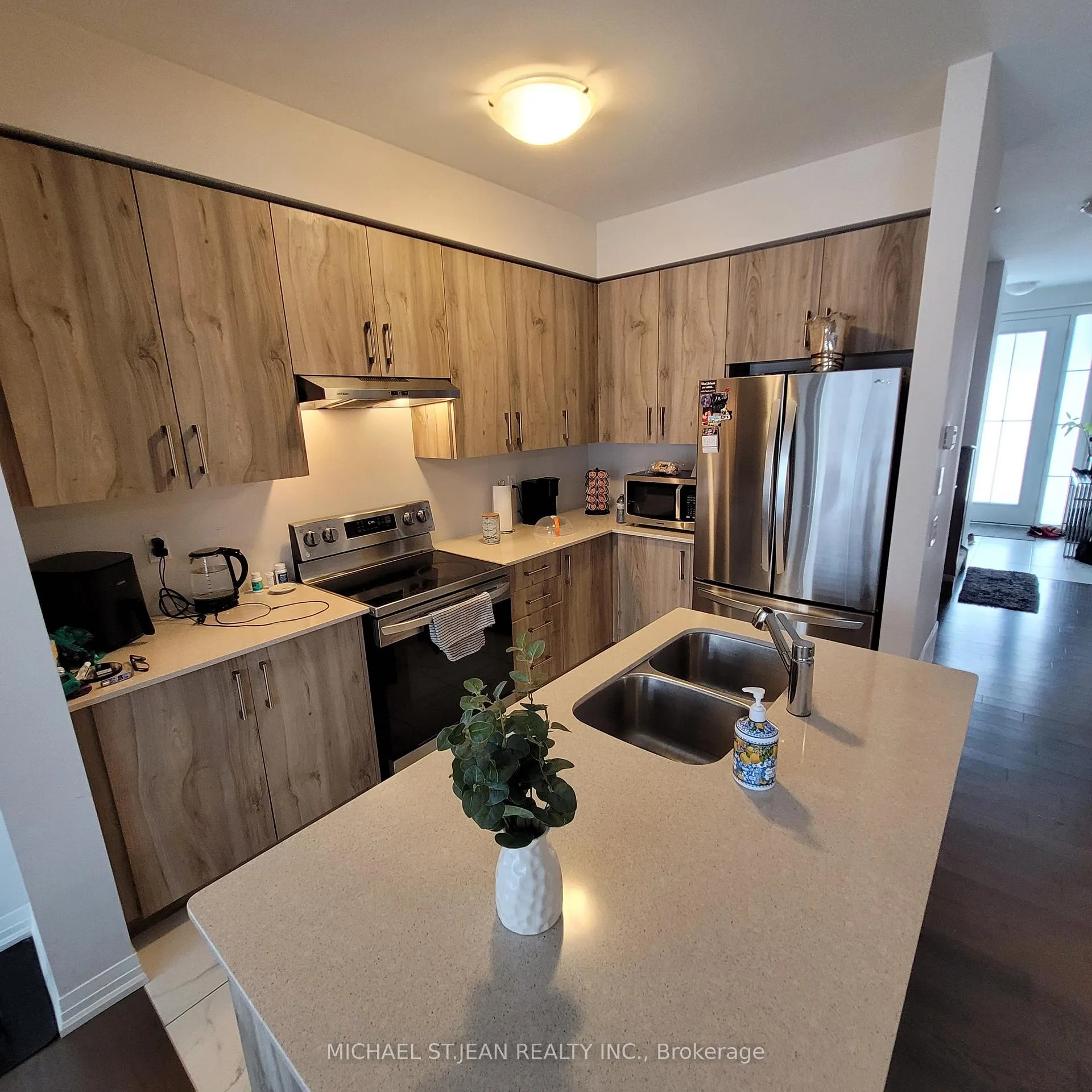 Photo 8 of 95 Fairey Crescent, Hamilton, Mount Hope — HOMEH