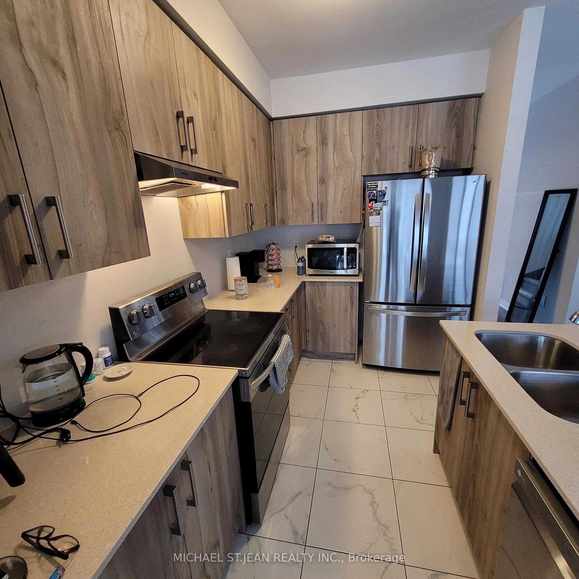 Photo 9 of 95 Fairey Crescent, Hamilton, Mount Hope — HOMEH