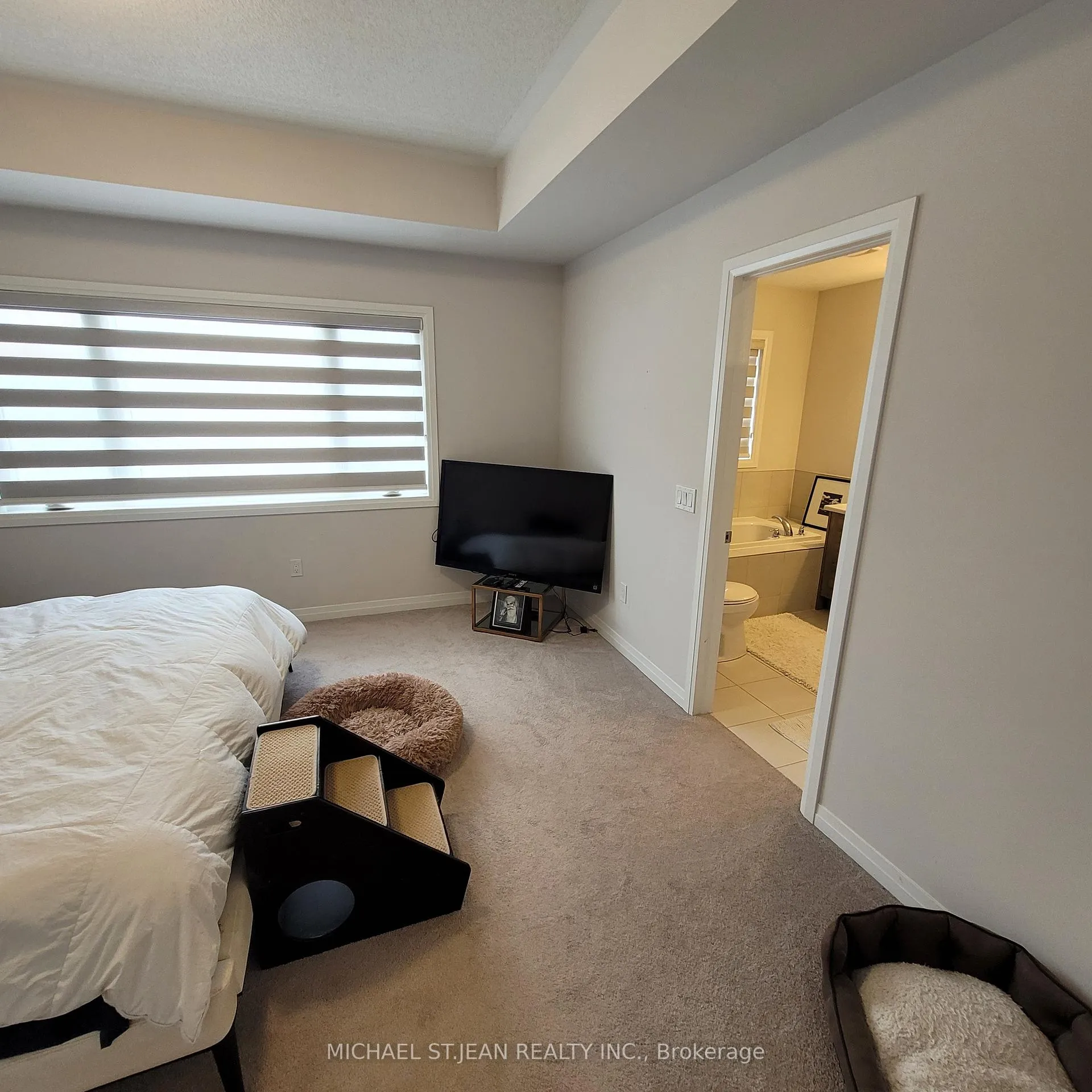 Photo 15 of 95 Fairey Crescent, Hamilton, Mount Hope — HOMEH