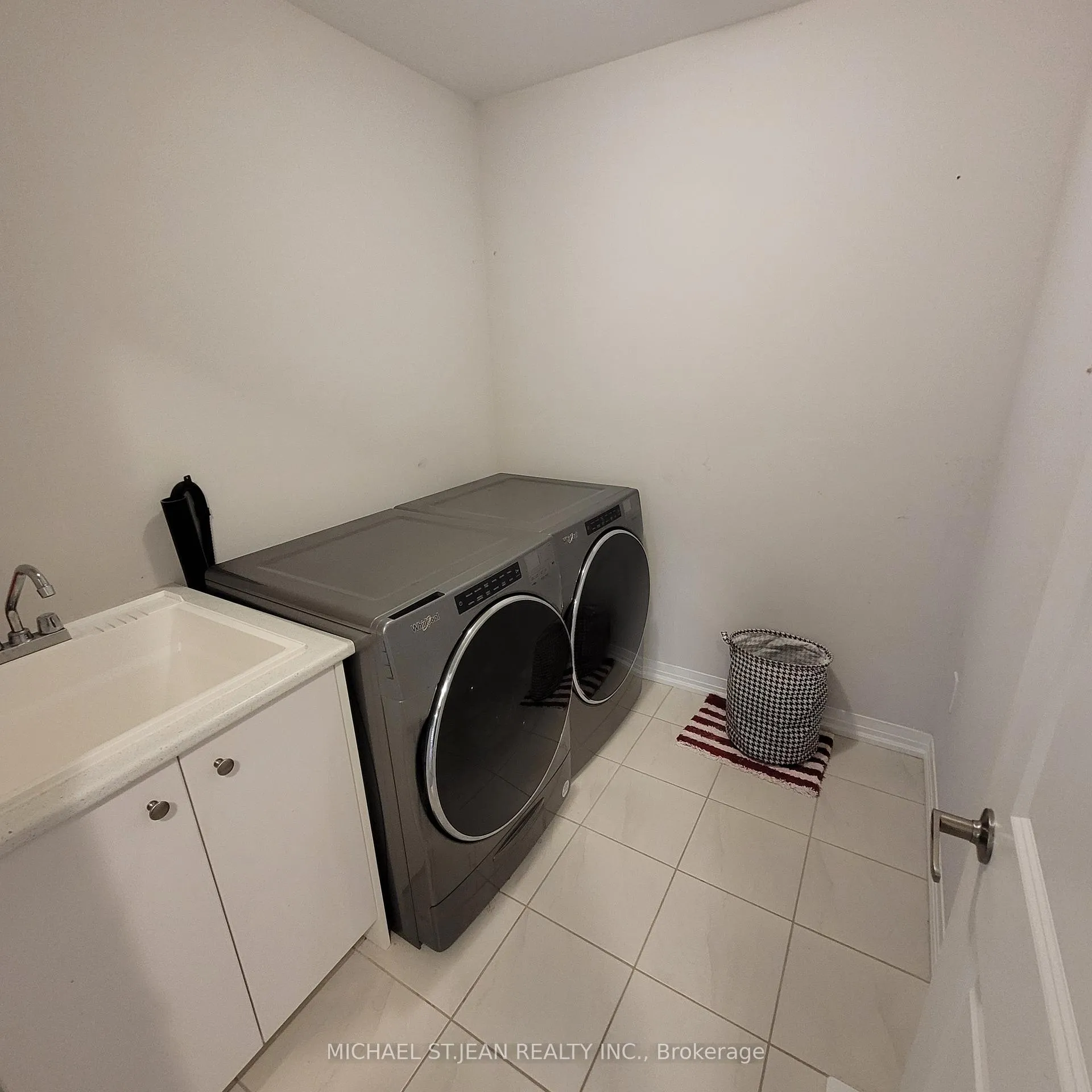 Photo 18 of 95 Fairey Crescent, Hamilton, Mount Hope — HOMEH