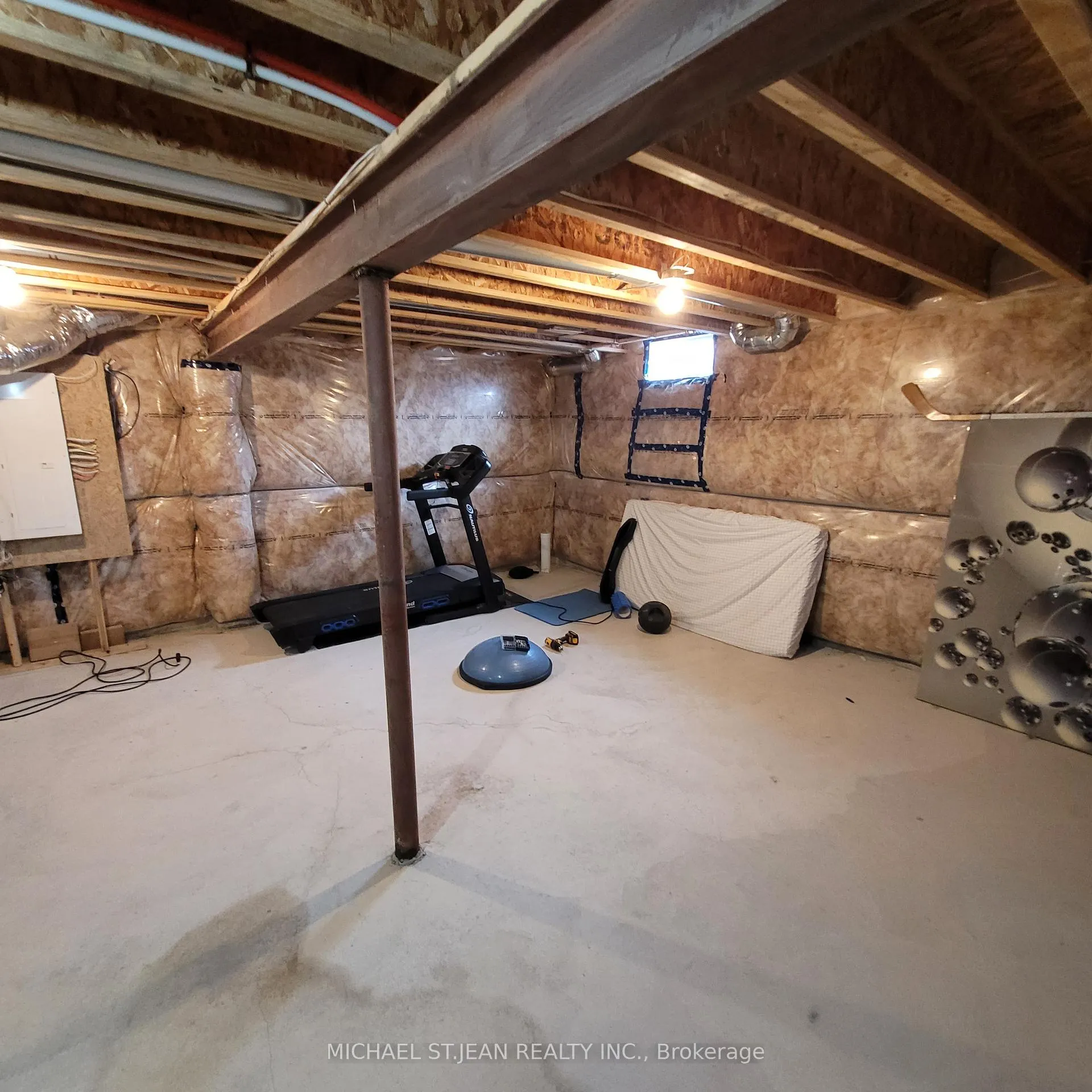 Photo 26 of 95 Fairey Crescent, Hamilton, Mount Hope — HOMEH