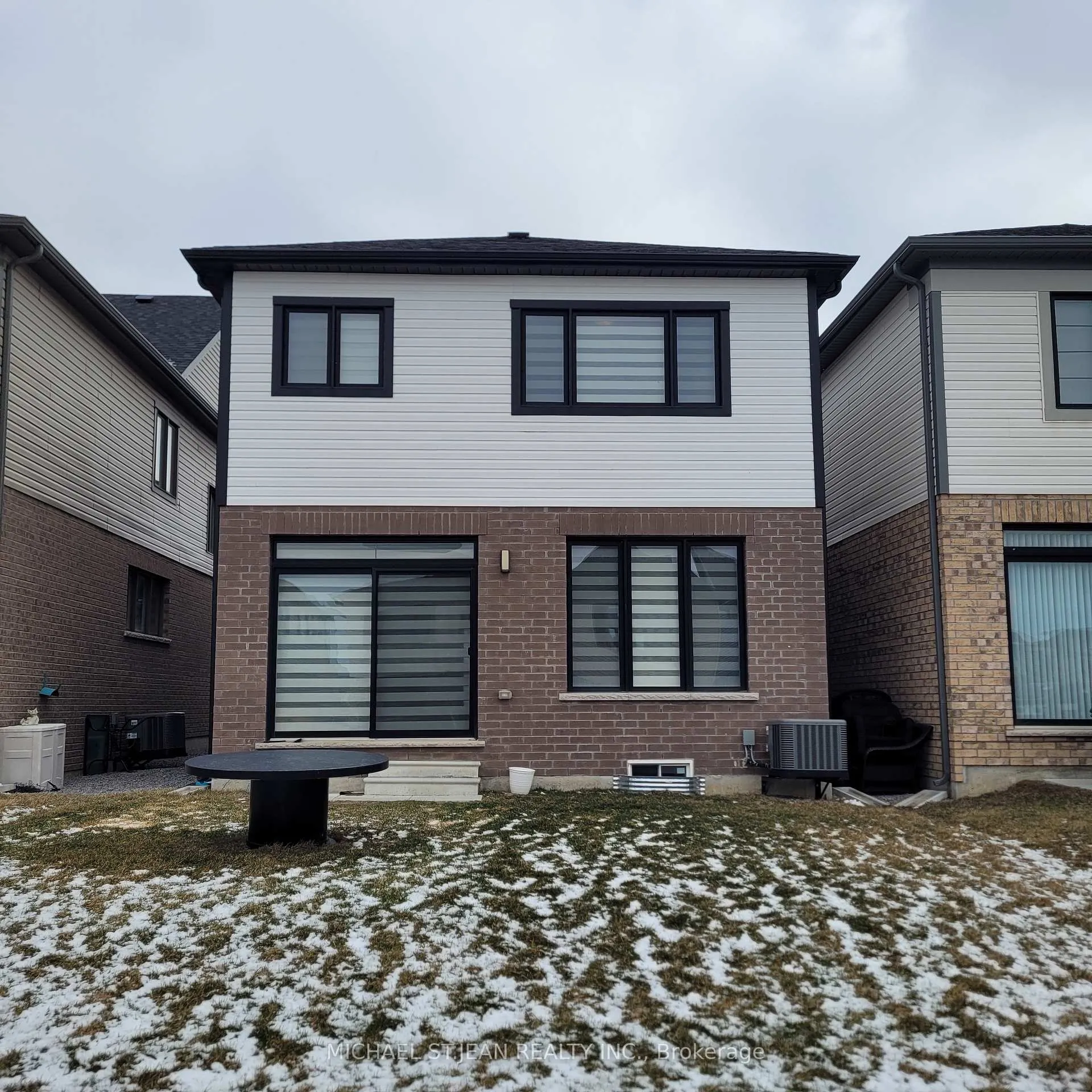 Photo 29 of 95 Fairey Crescent, Hamilton, Mount Hope — HOMEH