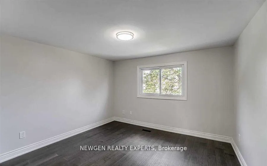 Photo 15 of 101 Banting Crescent, Brampton, Fletcher's West — HOMEH