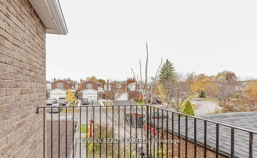 Photo 20 of 101 Banting Crescent, Brampton, Fletcher's West — HOMEH