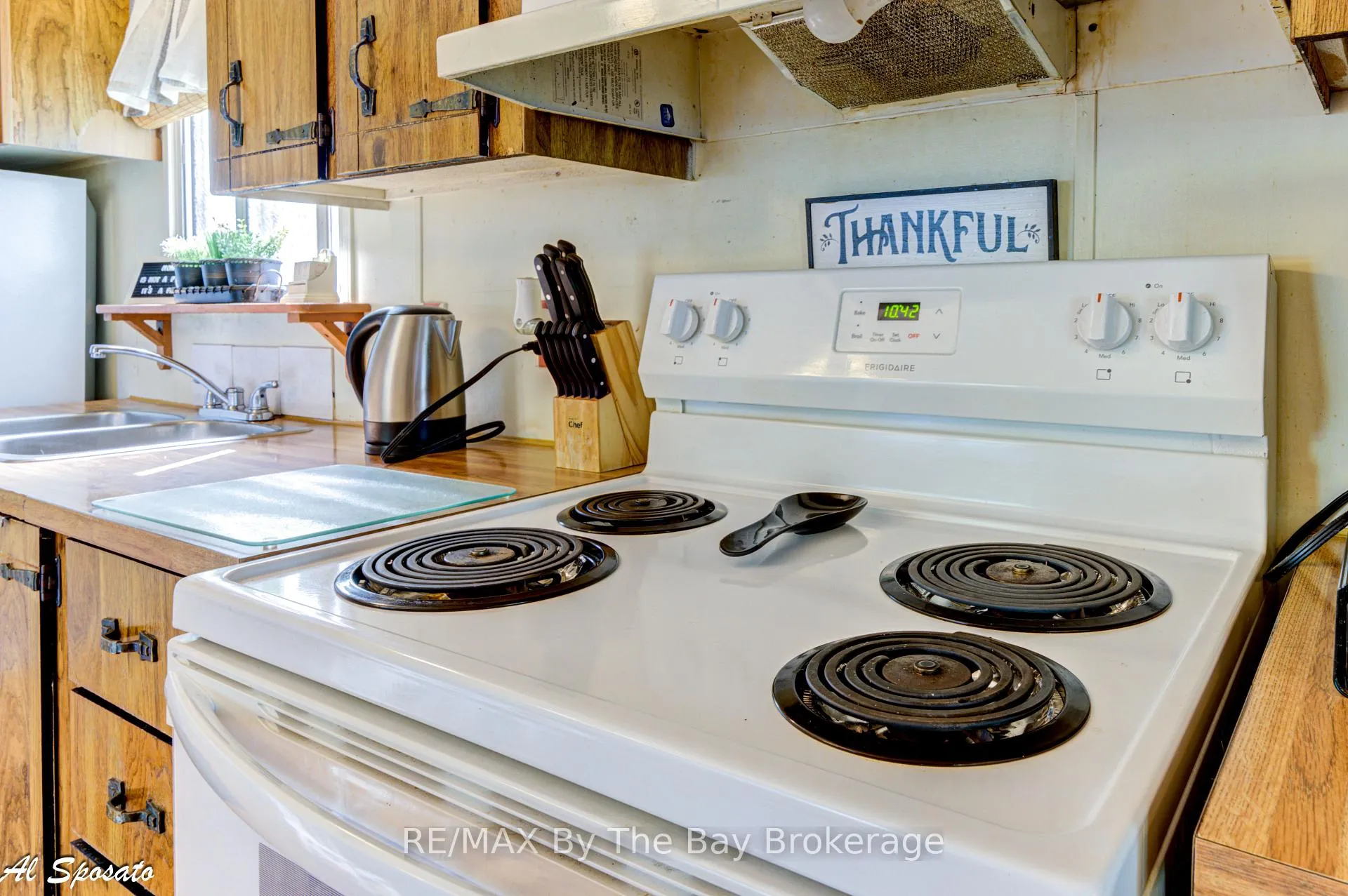 Photo 16 of 76 Georgian Glen Drive, Wasaga Beach — HOMEH