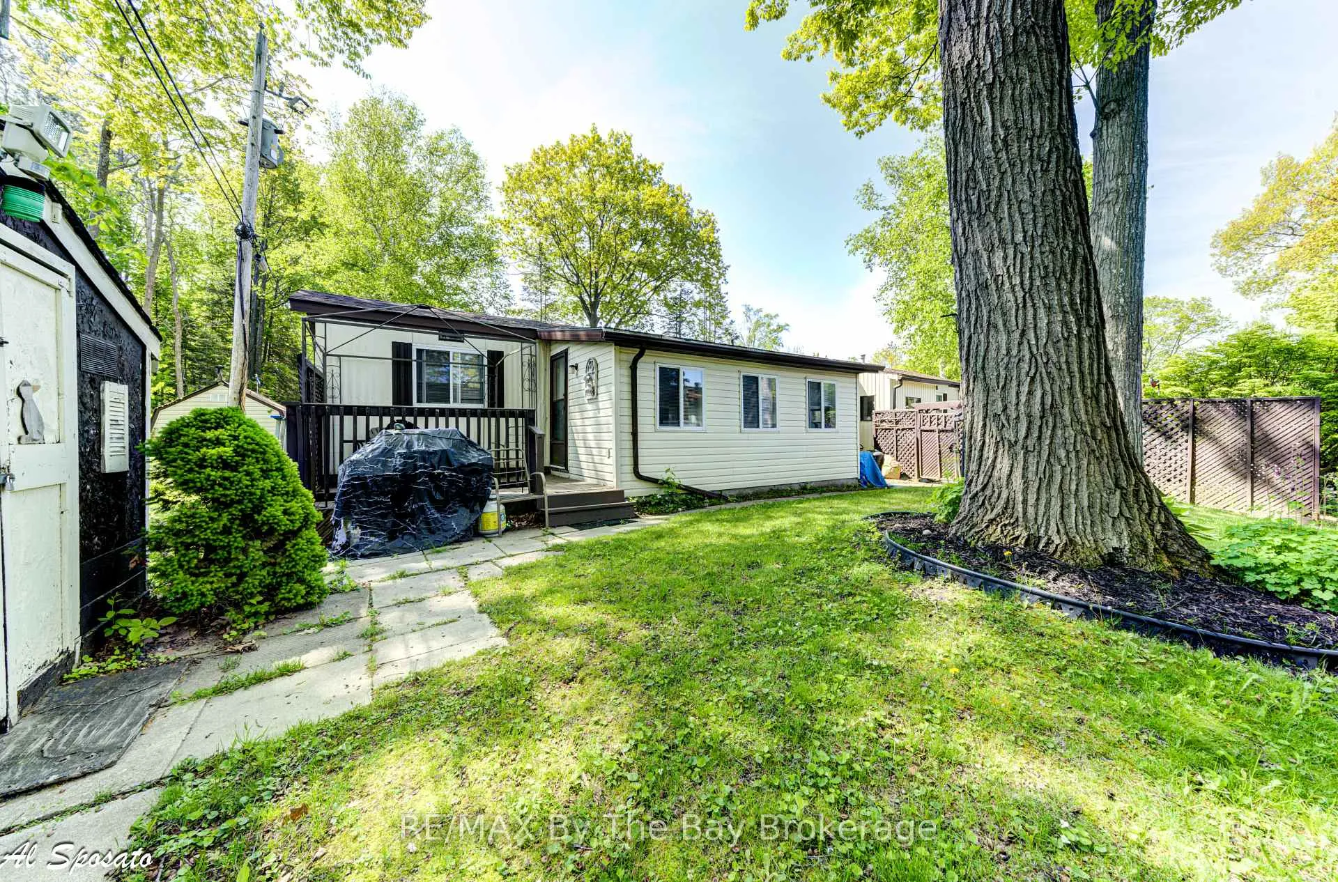 Photo 31 of 76 Georgian Glen Drive, Wasaga Beach — HOMEH