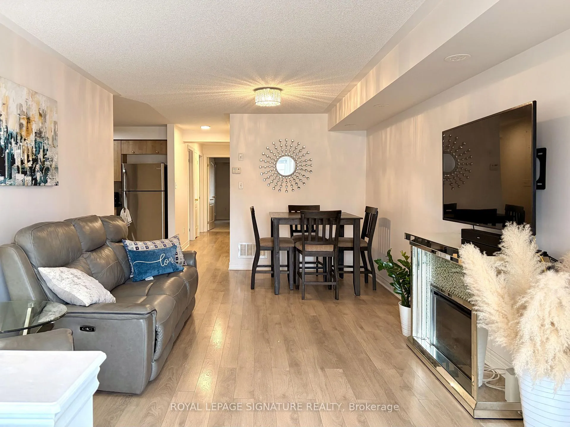 Photo 3 of Unit 7, 6063 Kingston Road, Scarborough, Highland Creek — HOMEH
