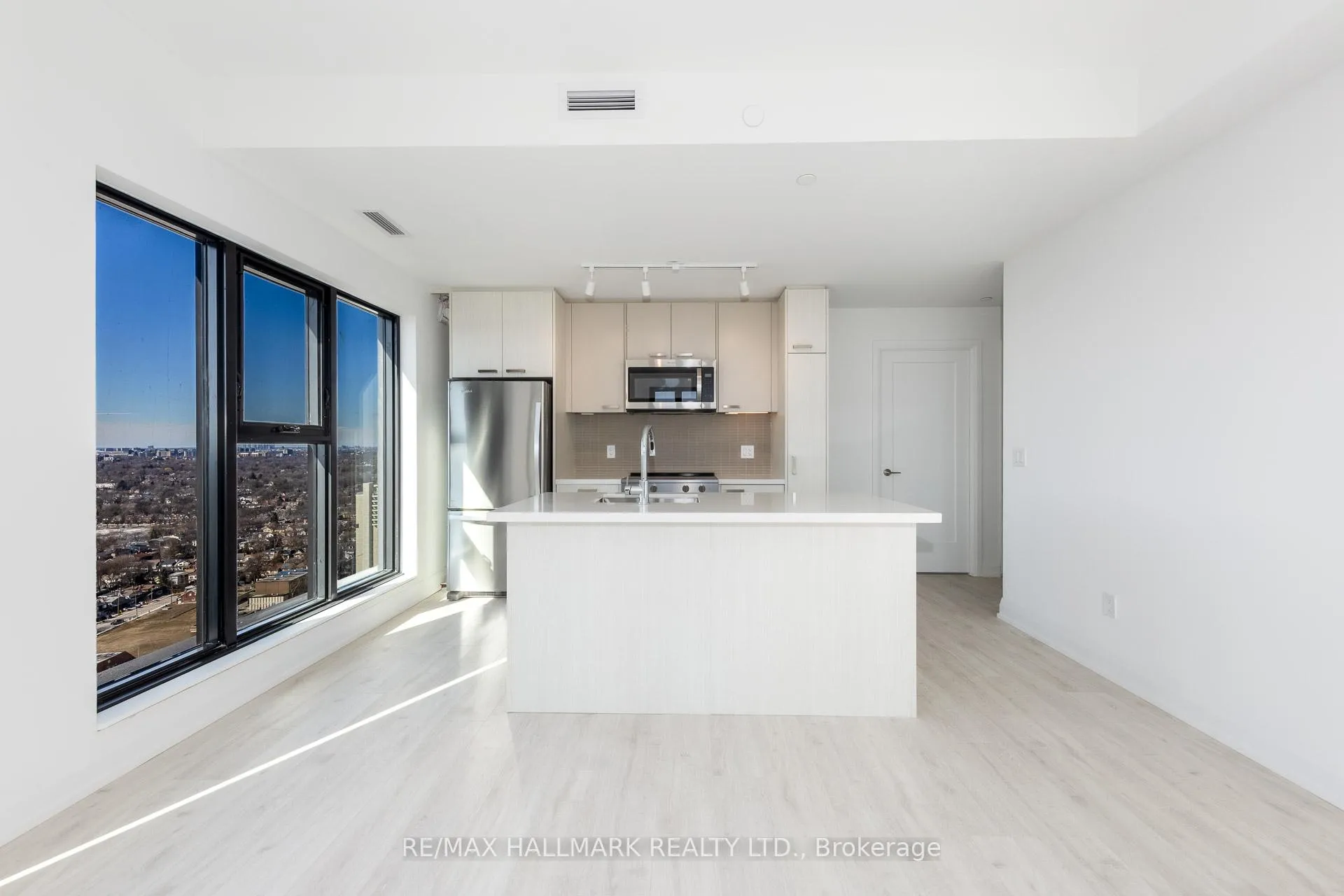 Photo 14 of Unit 3107, 20 Soudan Avenue, Toronto, Mount Pleasant West — HOMEH