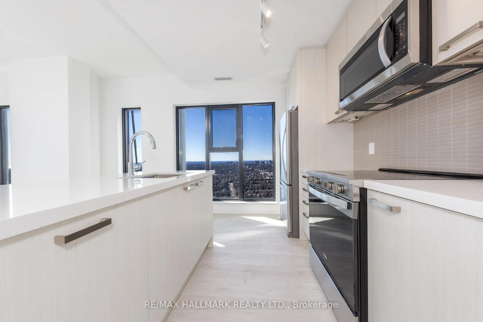 Photo 17 of Unit 3107, 20 Soudan Avenue, Toronto, Mount Pleasant West — HOMEH
