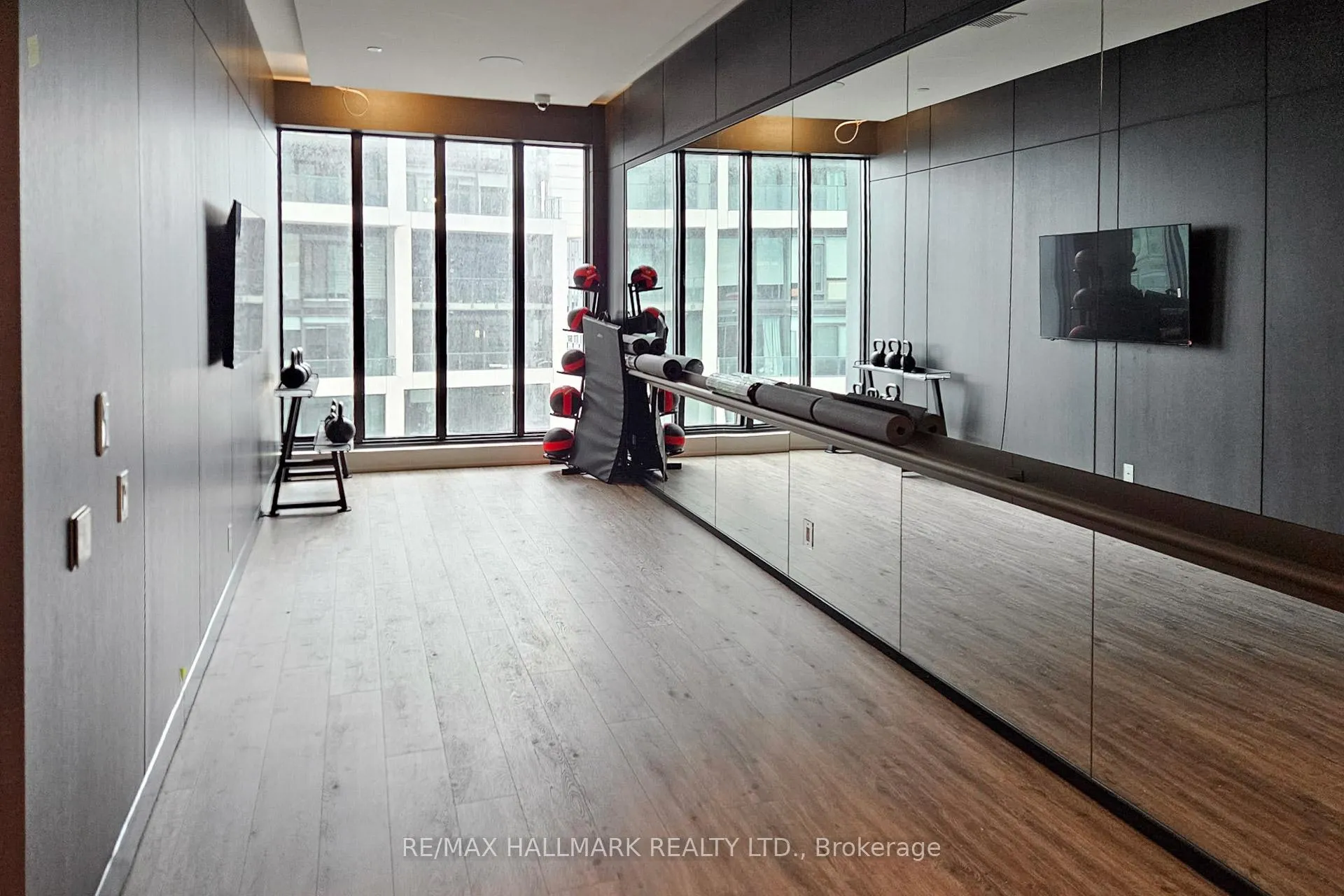 Photo 38 of Unit 3107, 20 Soudan Avenue, Toronto, Mount Pleasant West — HOMEH